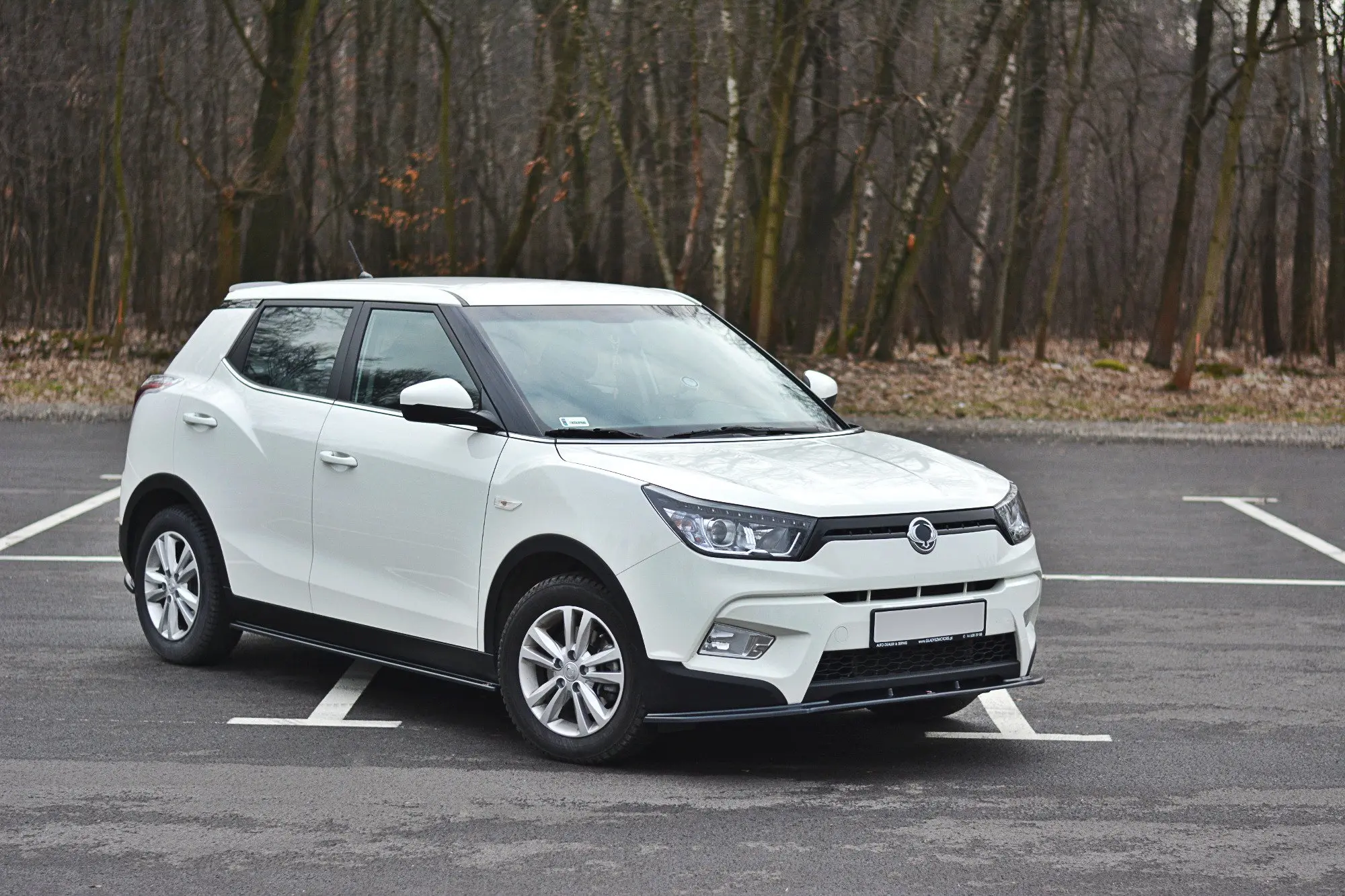 Frontspoiler SsangYong Tivoli 2015-2019 | V.1 Glossy Black Edition – bilde 4