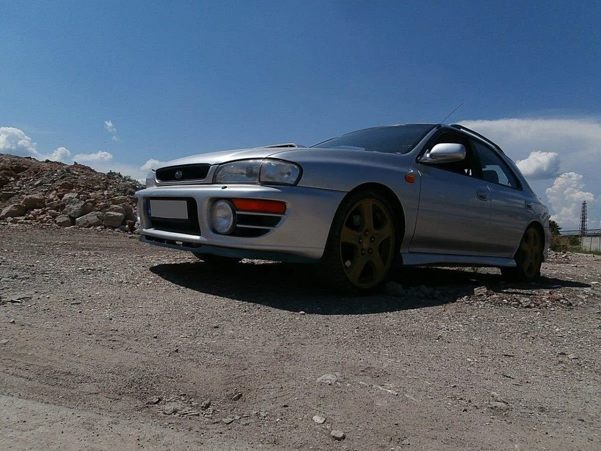 Frontspoiler Subaru Impreza I GT 1997-1999 | Glossy Black Edition – bilde 3