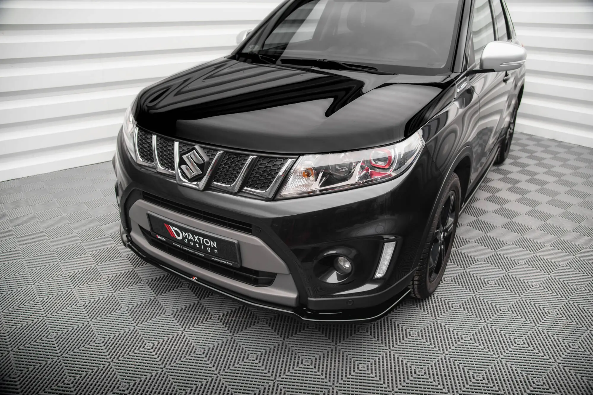 Frontspoiler Suzuki Vitara II (LY) 2015 - 2018 | V.1 Glossy Black Edition – bilde 4
