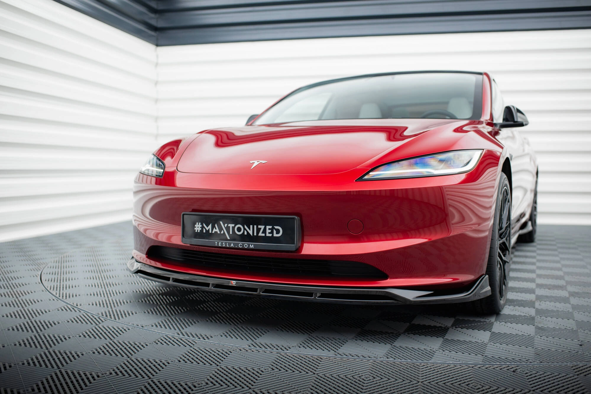 Frontspoiler Tesla Model 3 Highland 2023 -> | V.1 Glossy Black Edition – bilde 4