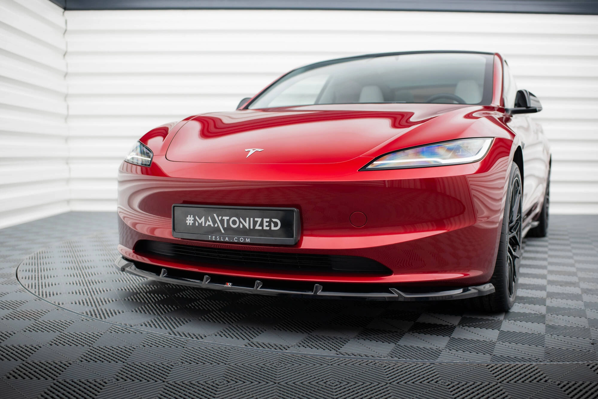 Frontspoiler Tesla Model 3 Highland 2023 -> | V.2 Glossy Black Edition – bilde 4