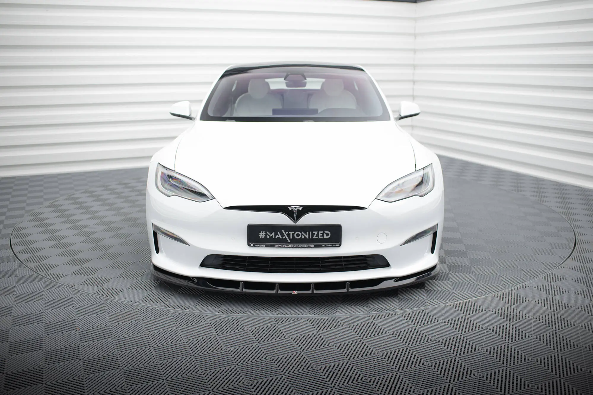 Frontspoiler Tesla Model S Plaid 2021 -> | V.3 Glossy Black Edition – bilde 2