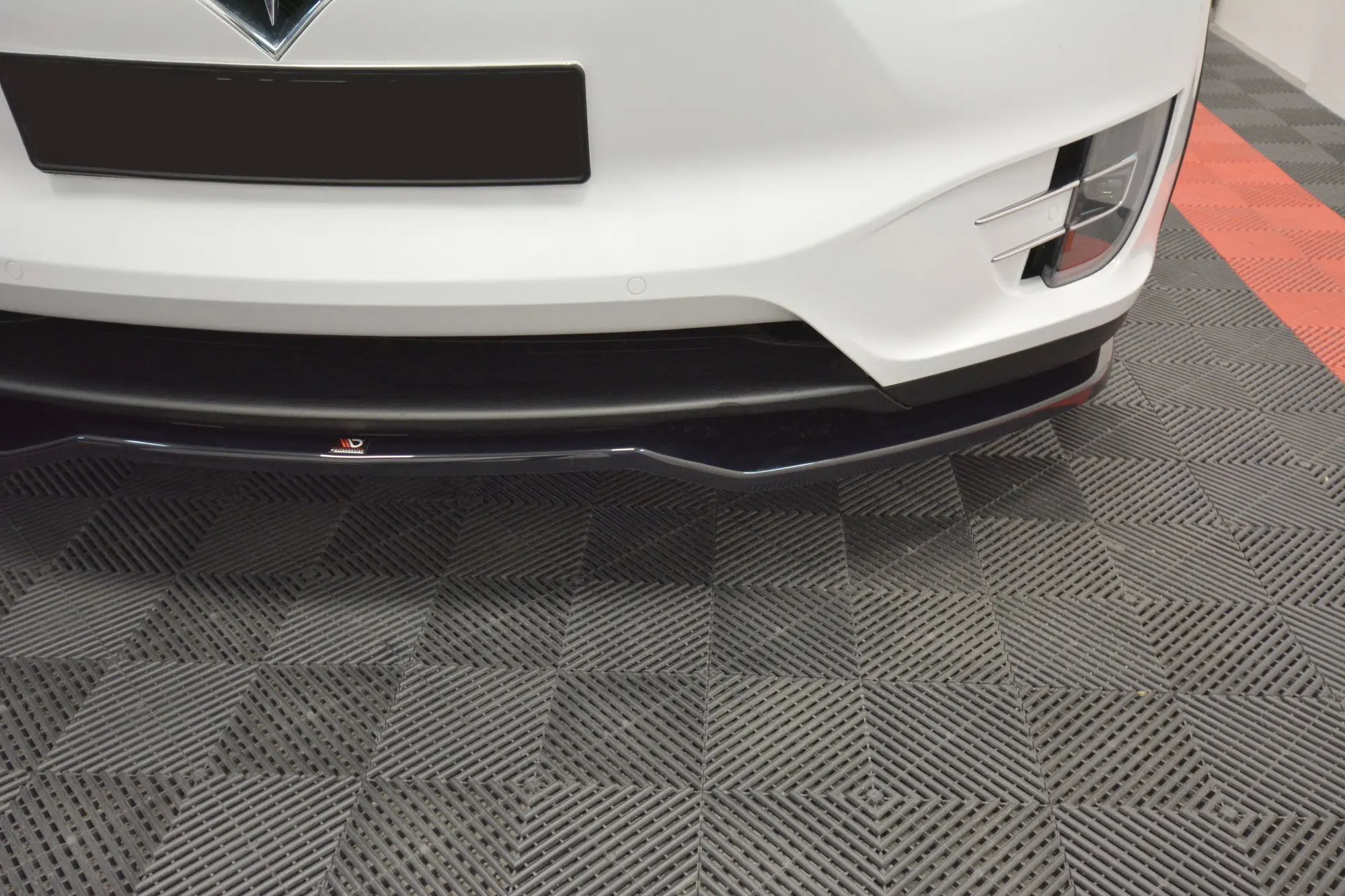Frontspoiler Tesla Model X 2015 - 2021 │ Black Edition – bilde 3