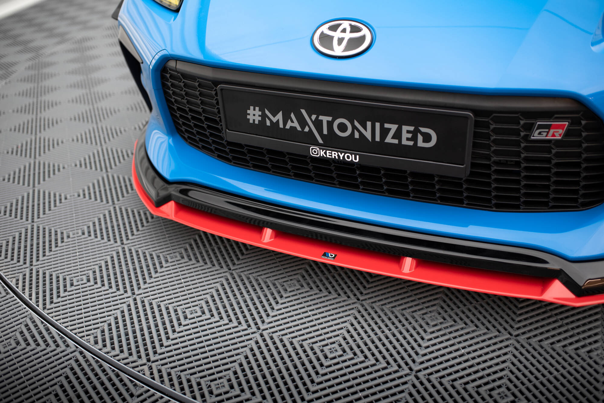 Frontspoiler Toyota GR86 2021 - > | V.2 Glossy Black + Red Edition