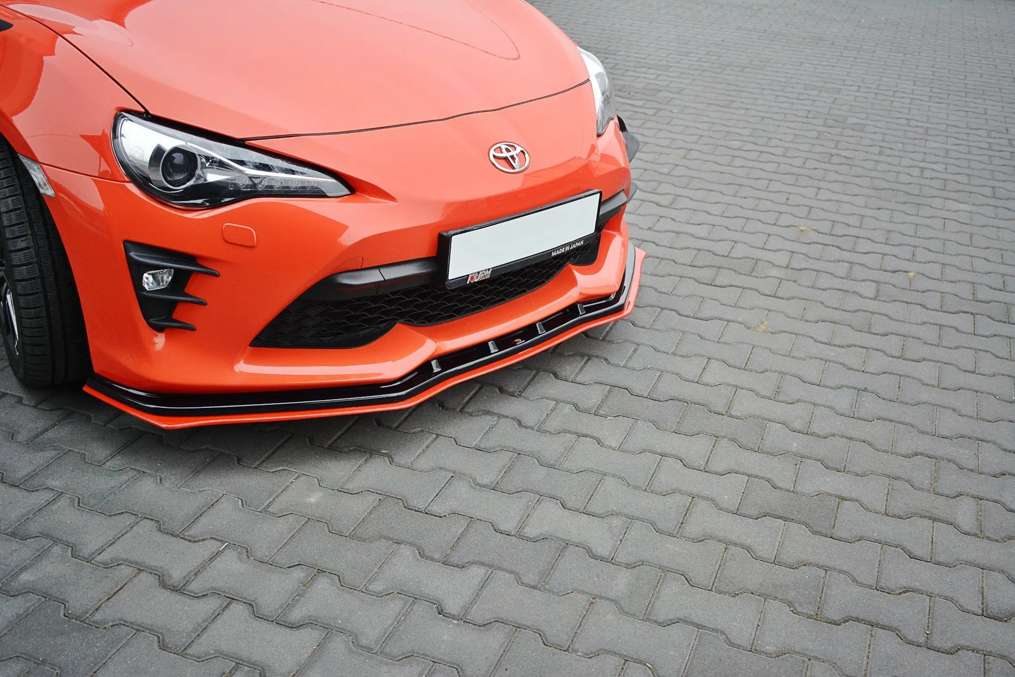 Frontspoiler Toyota GT86 Facelift 2017-> | V.4 Glossy Black +Red Edition – bilde 2