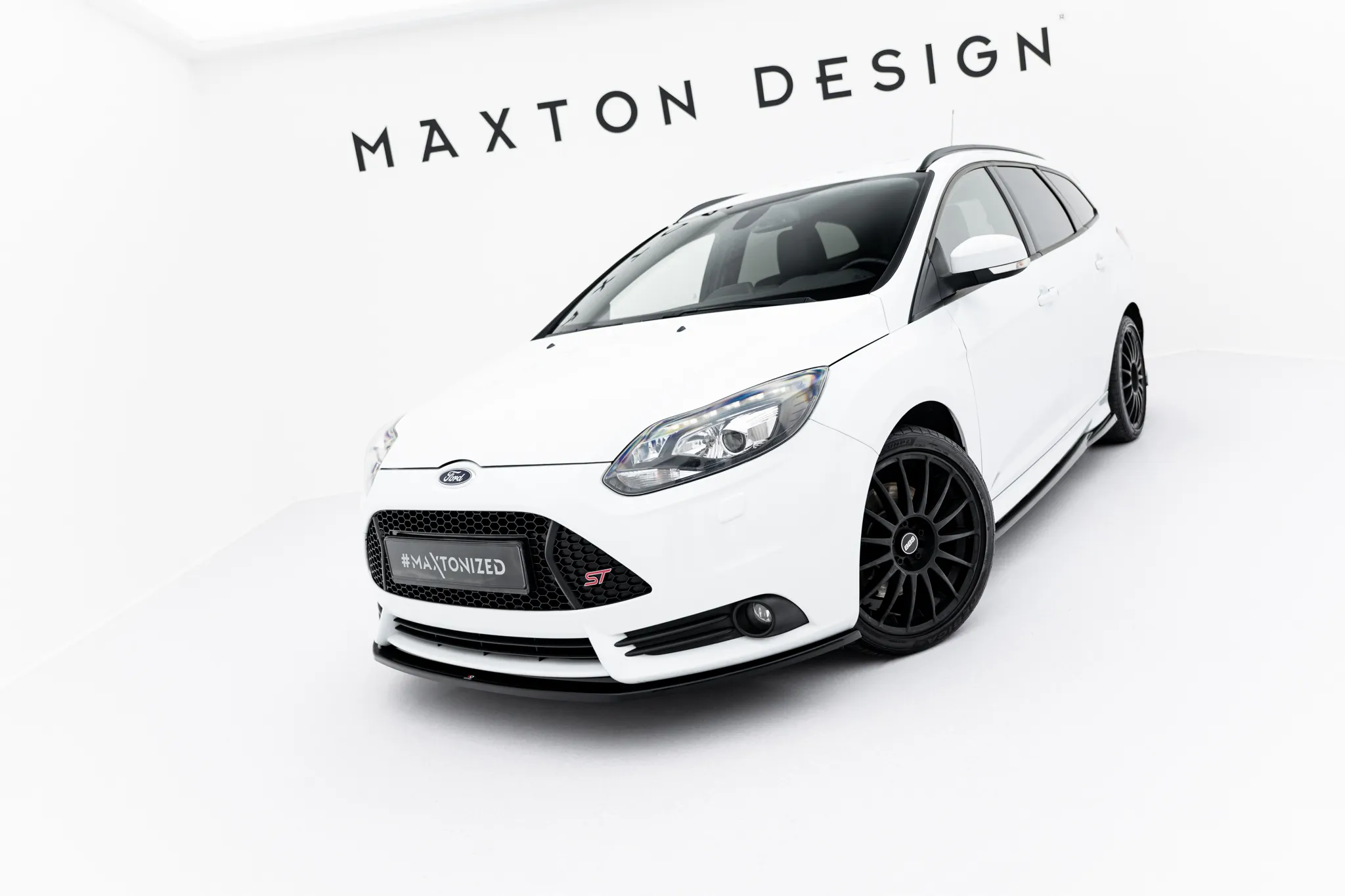 Frontspoiler V.2 Ford Focus MK3 ST 2012 - 2014 | Glossy Black Edition – bilde 4