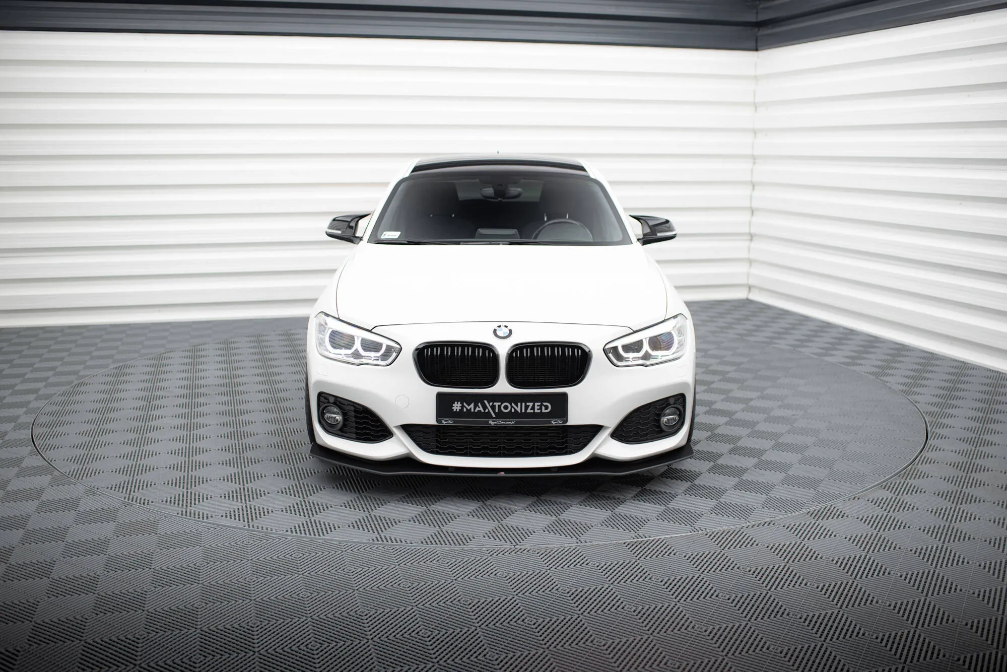 Frontspoiler V.3 BMW 1 (F20 / F21) M Power LCI 2015 - 2019 / M140i 2017-2019 | Street Pro Black Edition – bilde 2