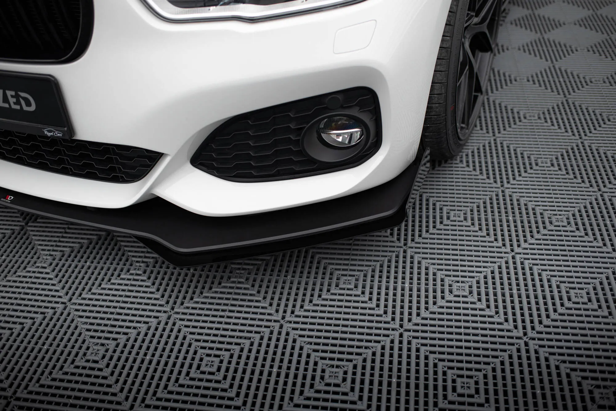 Frontspoiler V.3 + Flopper BMW 1 (F20 / F21) M Power LCI 2015 - 2019 / M140i 2017-2019 | Street Pro Black Edition – bilde 4