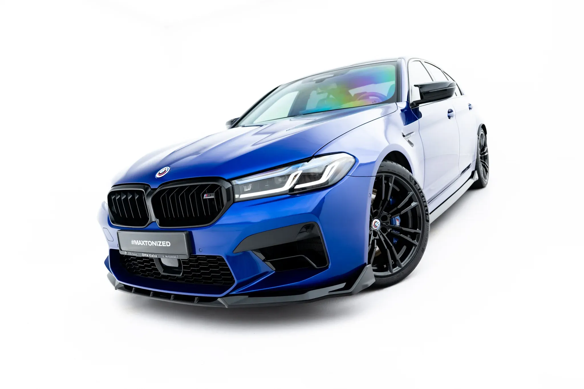 Frontspoiler V.4 BMW M5 (F90) Facelift 2020-> | Glossy Black Edition