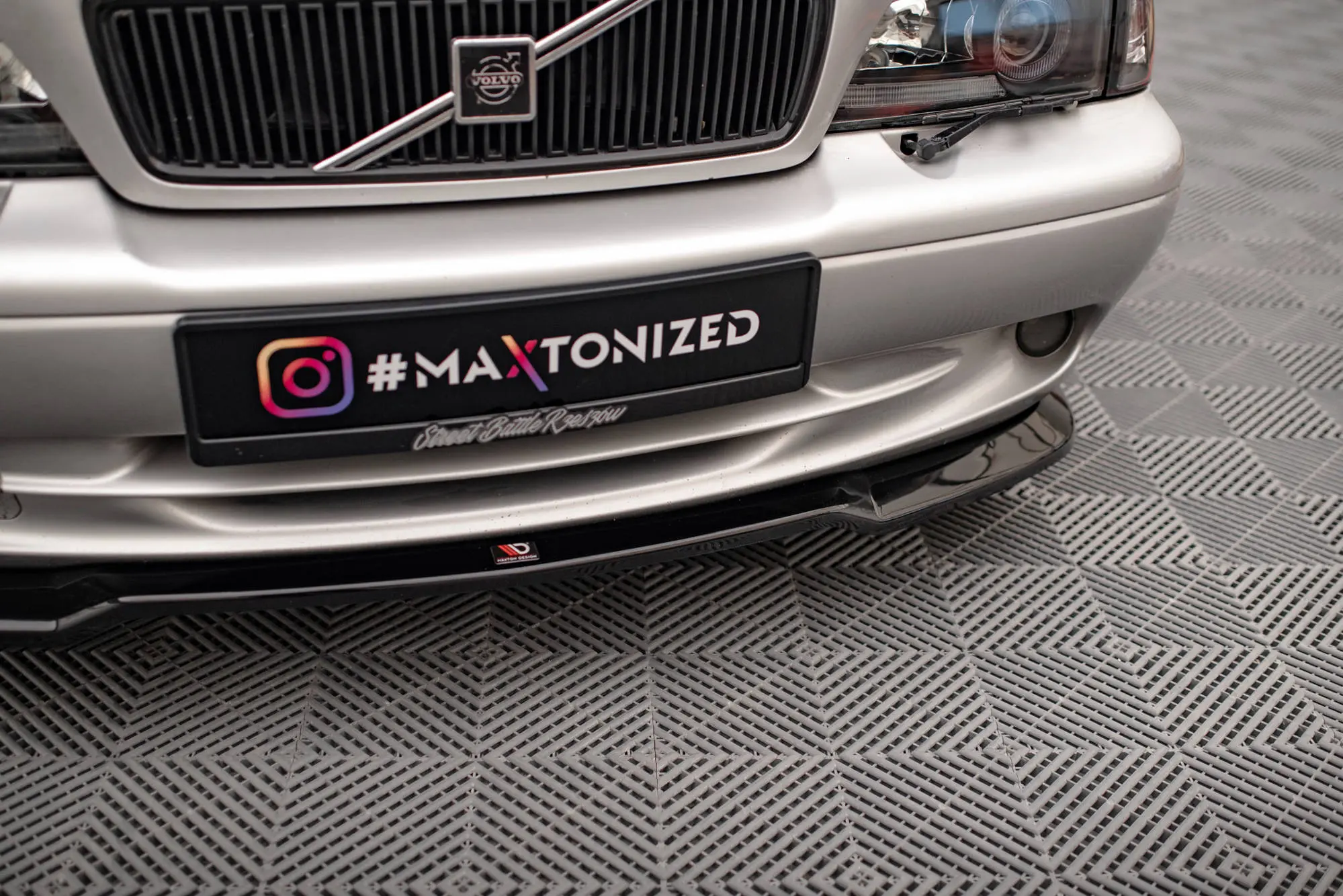 Frontspoiler  Volvo C70 I 1997-2005│ V.2 Glossy Black Edition
