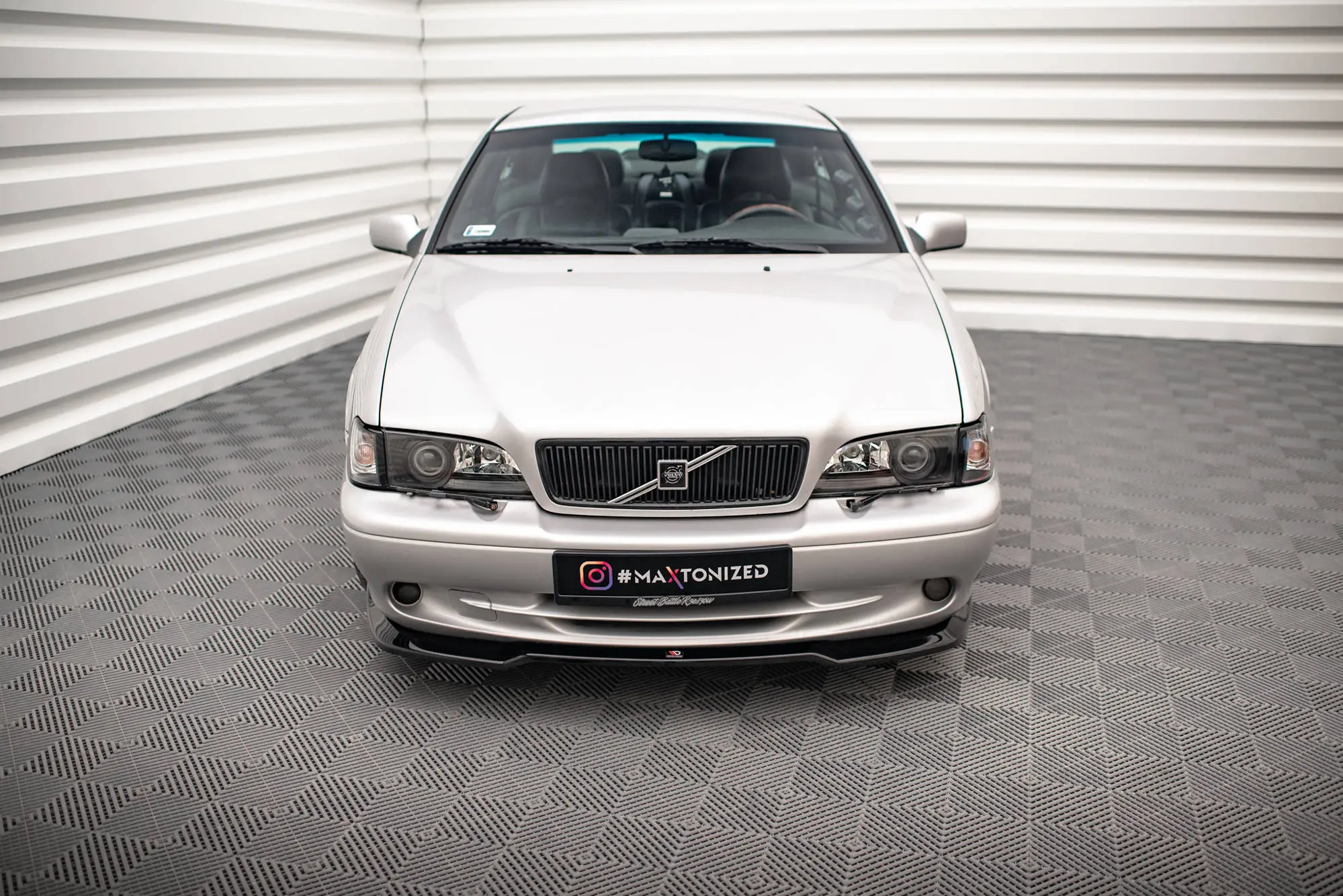 Frontspoiler  Volvo C70 I 1997-2005│ V.2 Glossy Black Edition – bilde 2