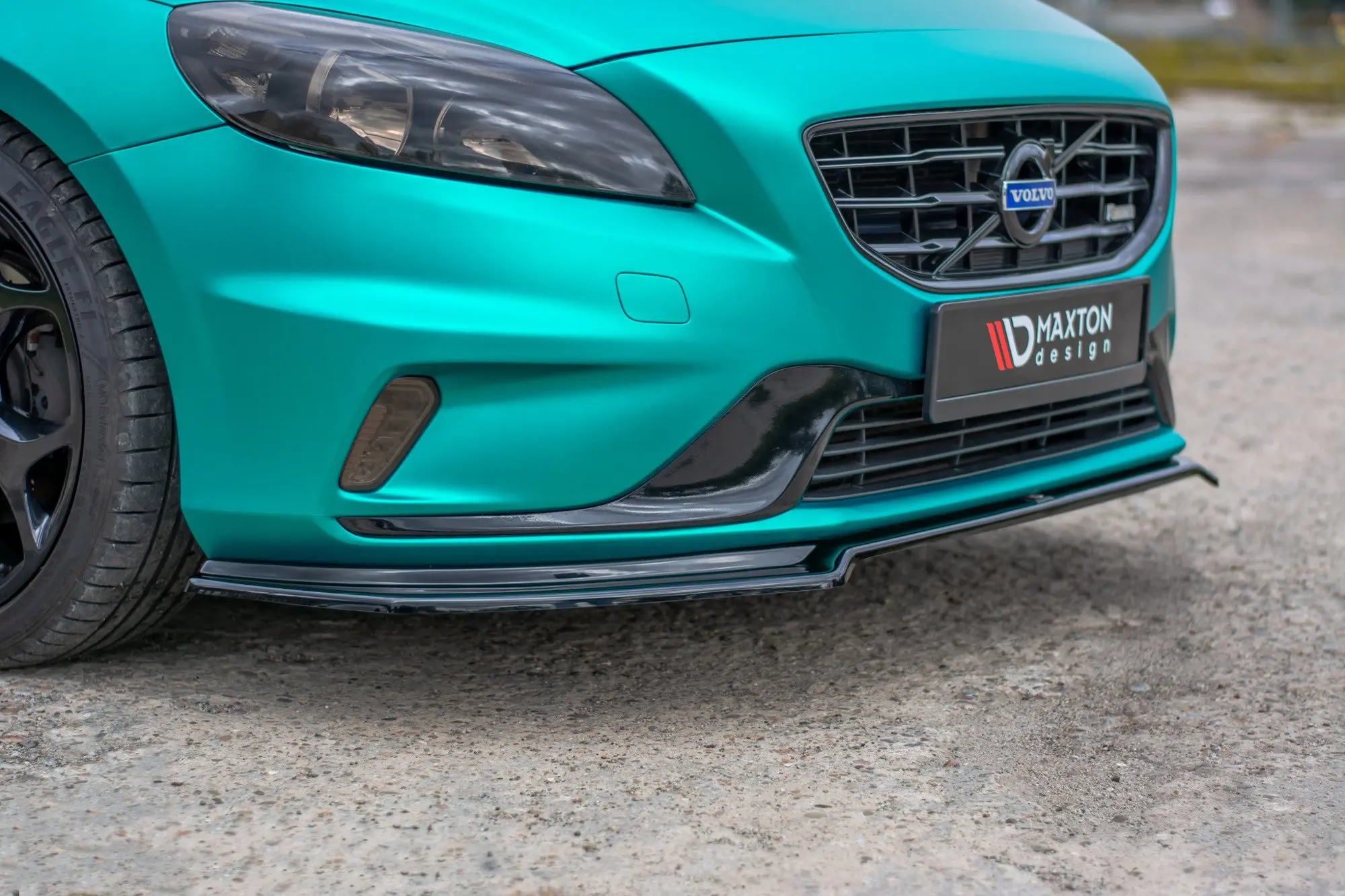 Frontspoiler Volvo V40 R-Design 2012-2019 | Glossy Black Edition