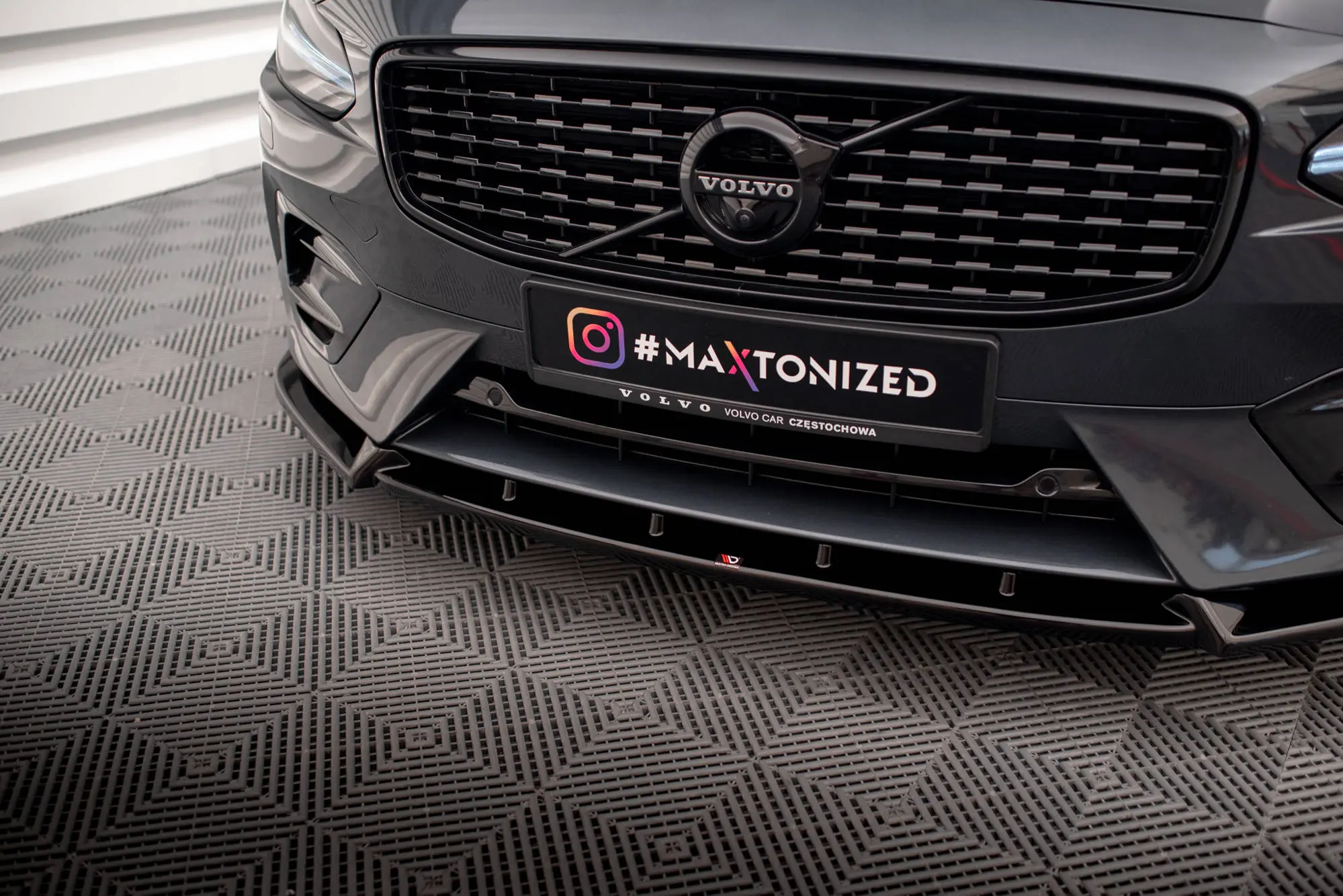 Frontspoiler Volvo V90 / S90  II R-Design 2016 - 2020 | Glossy Black Edition