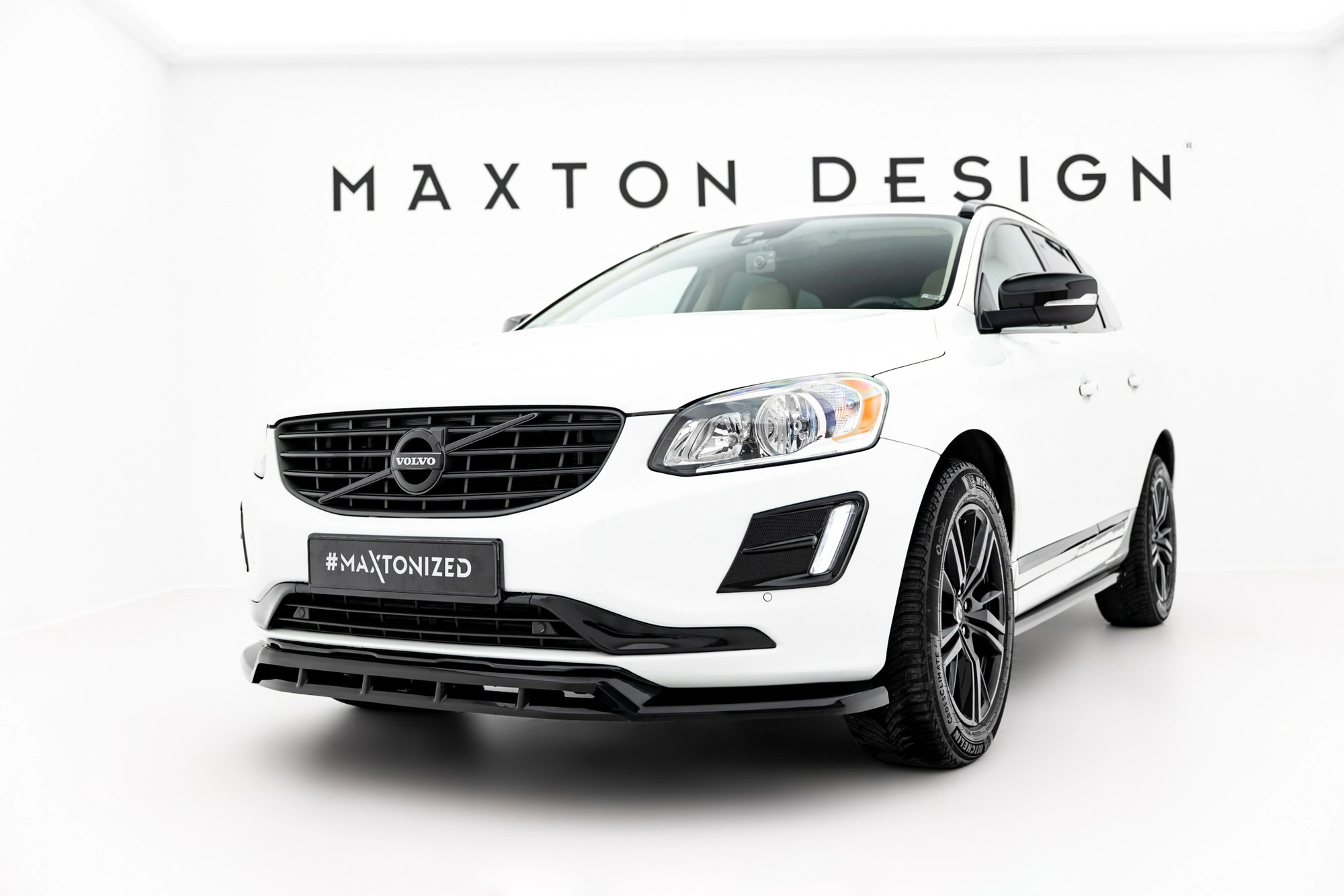 Frontspoiler Volvo XC60 I Facelift 2013 - 2017 | Sport Glossy Black Edition – bilde 2