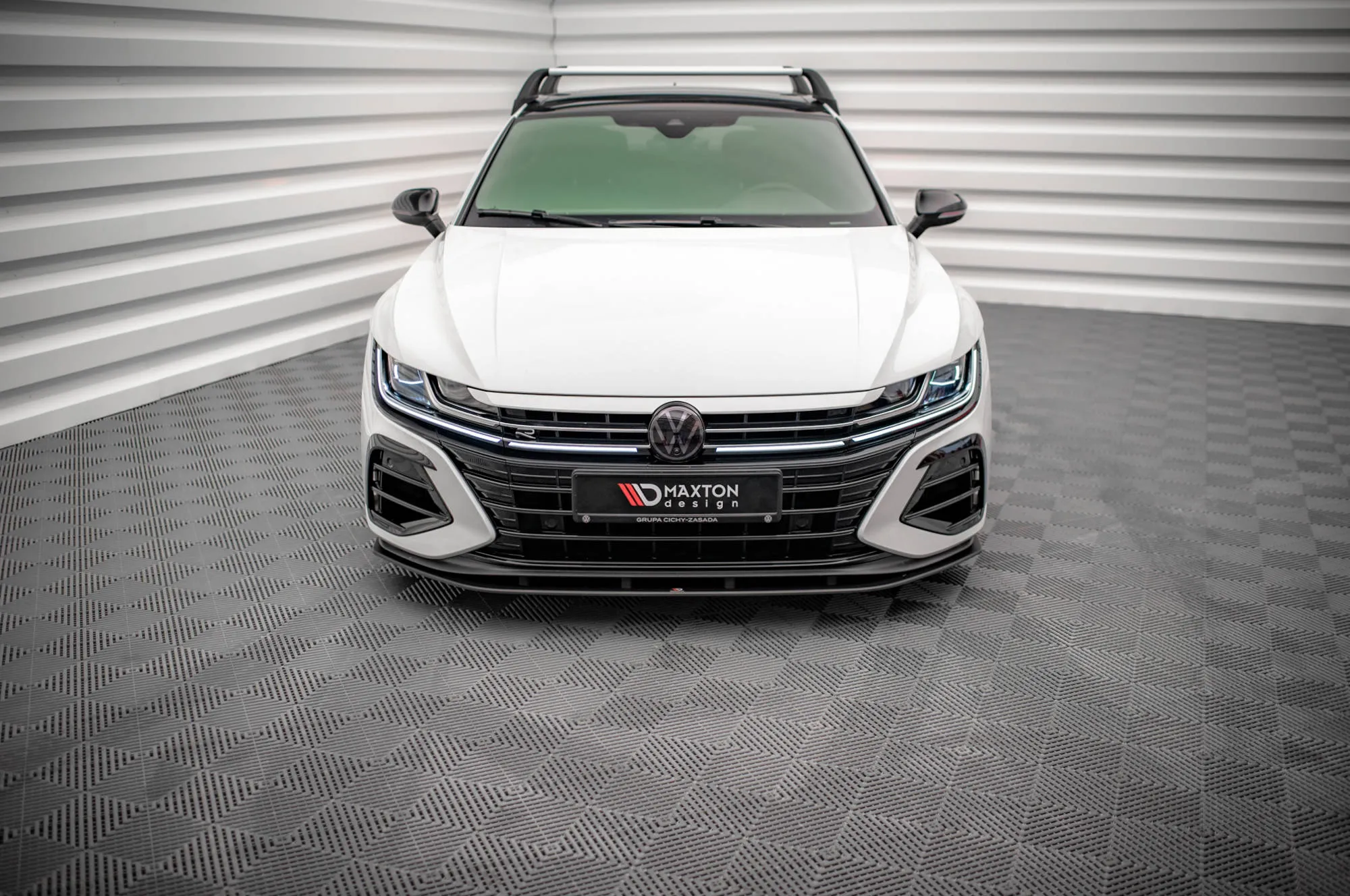 Frontspoiler VW Arteon R Facelift 2020 - 2025 | Street Pro Black Edition – bilde 2