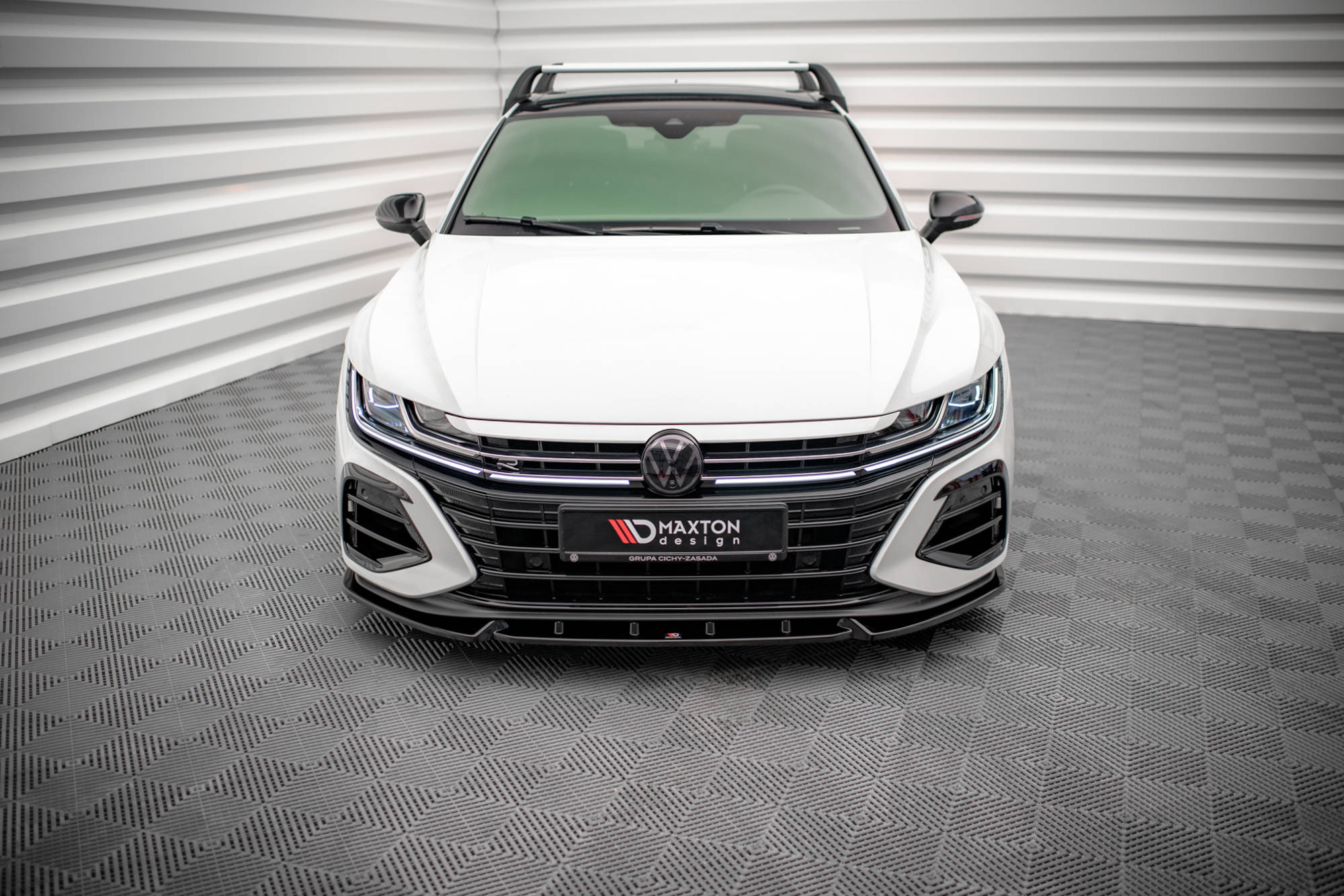 Frontspoiler VW Arteon R Facelift 2020 - 2025 | V.2 Glossy Black Edition – bilde 2
