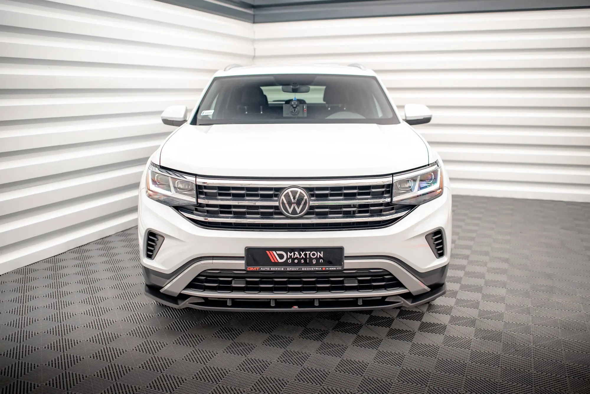 Frontspoiler VW Atlas Cross Sport Facelift 2020-> | V.1 Glossy Black Edition – bilde 2