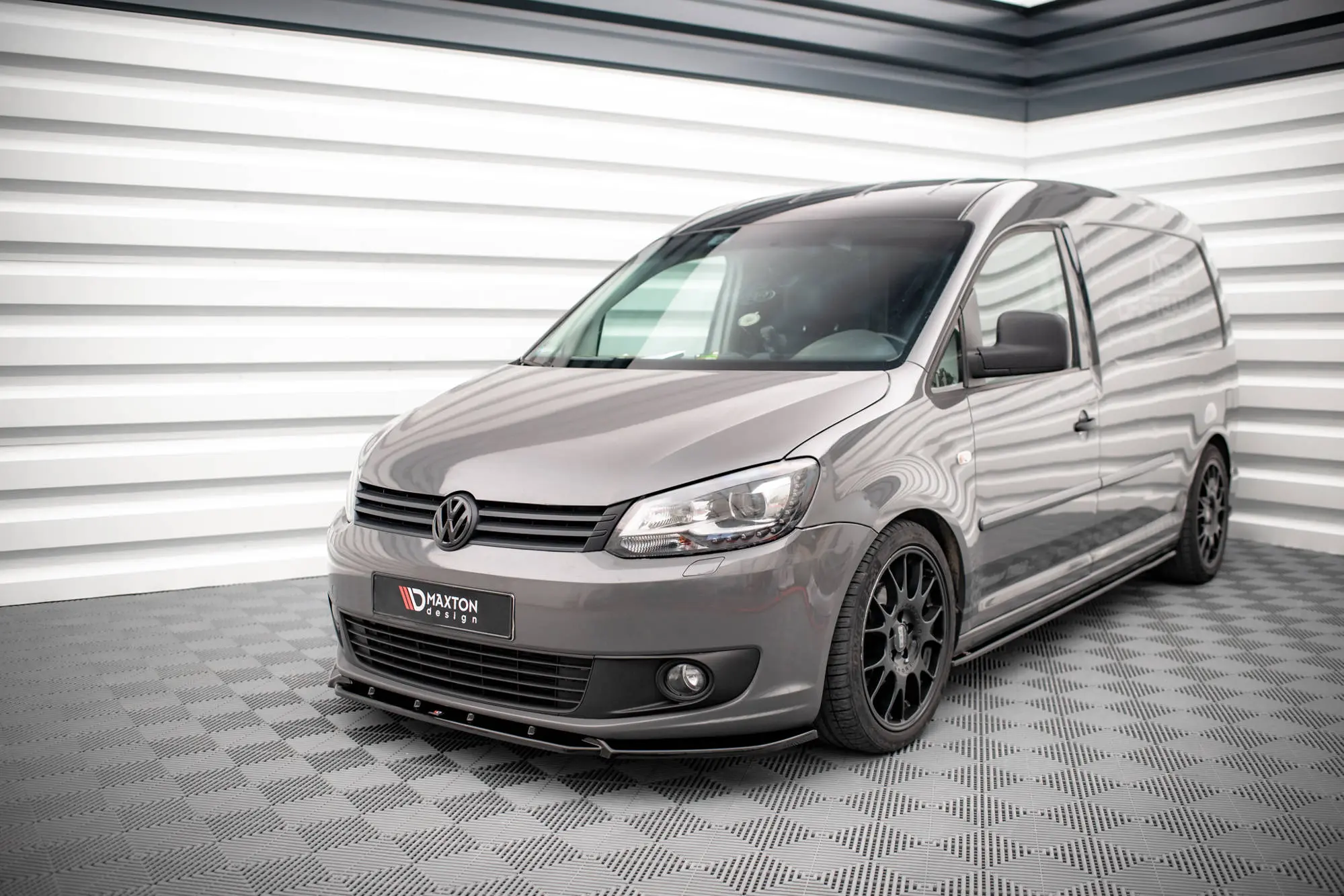Frontspoiler VW Caddy III Facelift 2010 - 2015 | Glossy Black Edition – bilde 4
