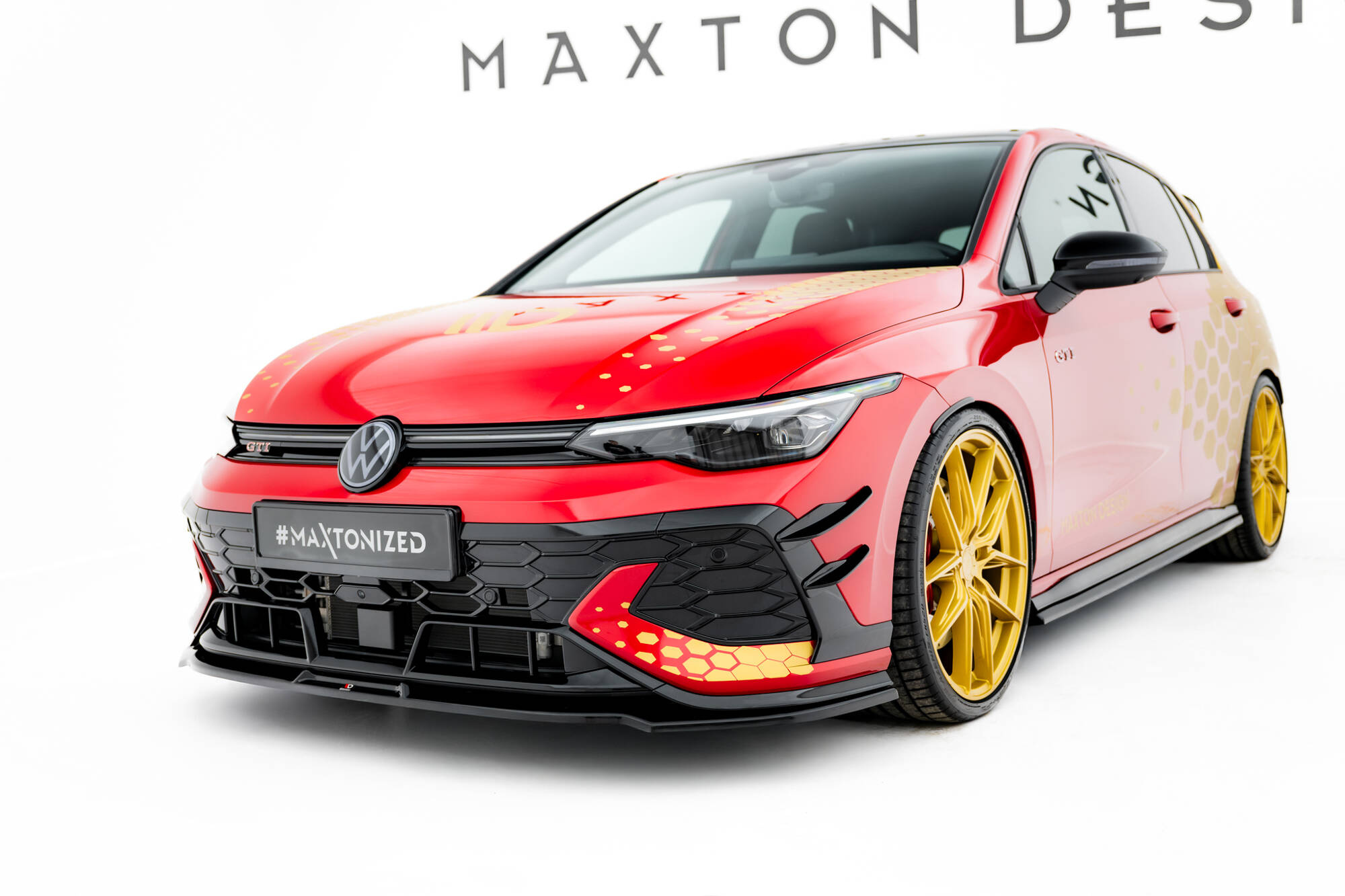 Frontspoiler VW Golf GTI Clubsport VIII Facelift 2024 -> | V3 Sport Glossy Black Edition – bilde 3
