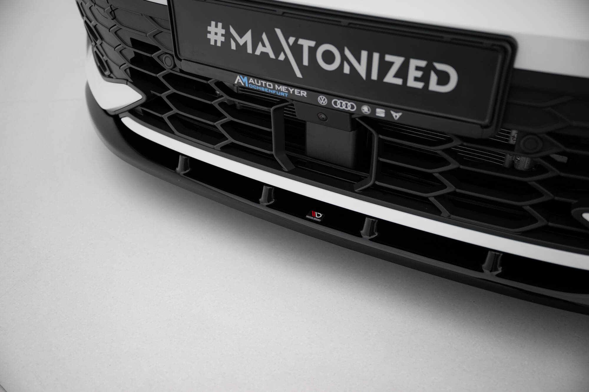Frontspoiler VW (Golf R-Line/GTE/GTI) VIII Facelift 2024 -> | Sport Glossy Black Edition V5 – bilde 3