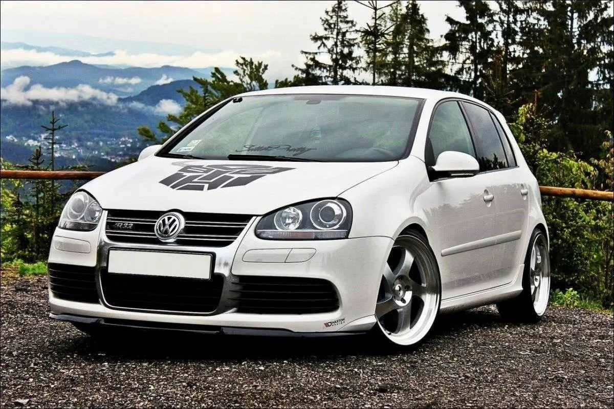 Frontspoiler VW Golf V R32 Cupra 2003-2008 | Glossy Black Edition – bilde 2