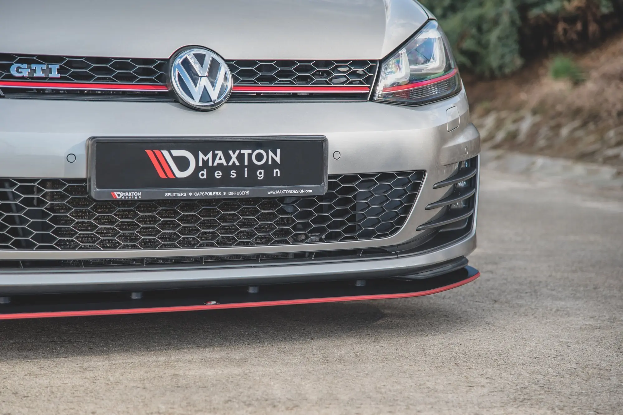 Frontspoiler VW Golf VII GTI 2013-2016 | Racing Durability Black Edition – bilde 15