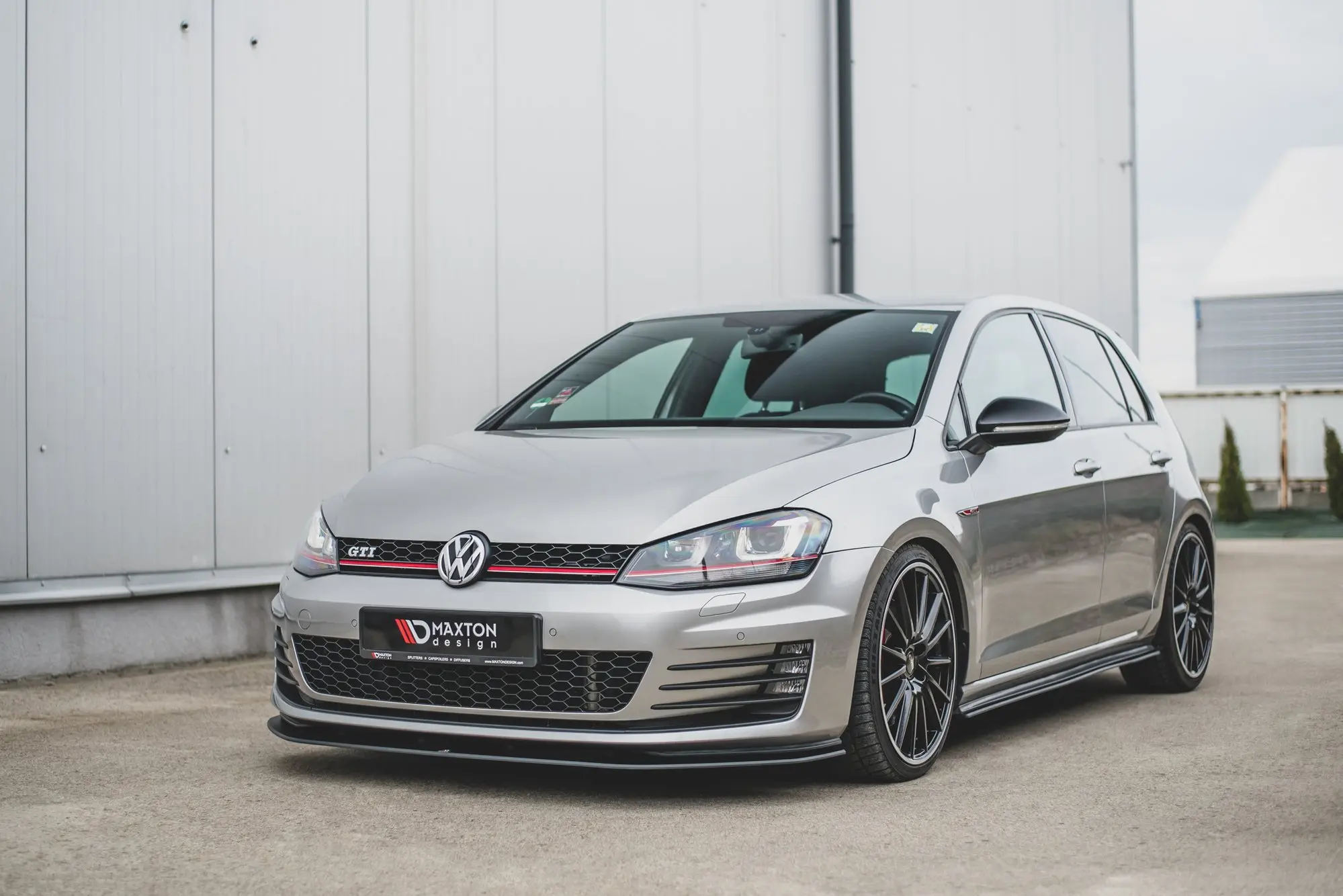Frontspoiler VW Golf VII GTI 2013-2016 | Racing Durability Black Edition – bilde 2