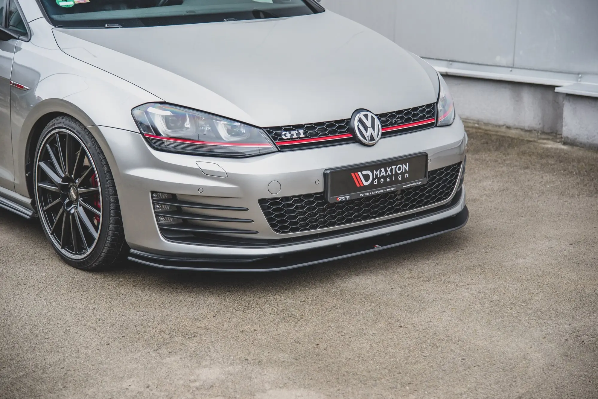 Frontspoiler VW Golf VII GTI 2013-2016 | Racing Durability Black Edition – bilde 5