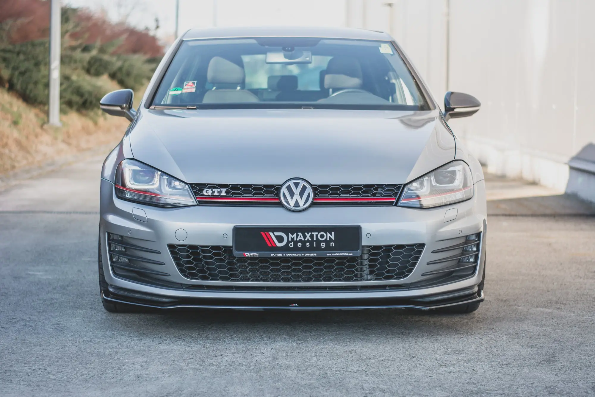 Frontspoiler VW Golf VII GTI 2013-2016 | V.2 Glossy Black Edition – bilde 6
