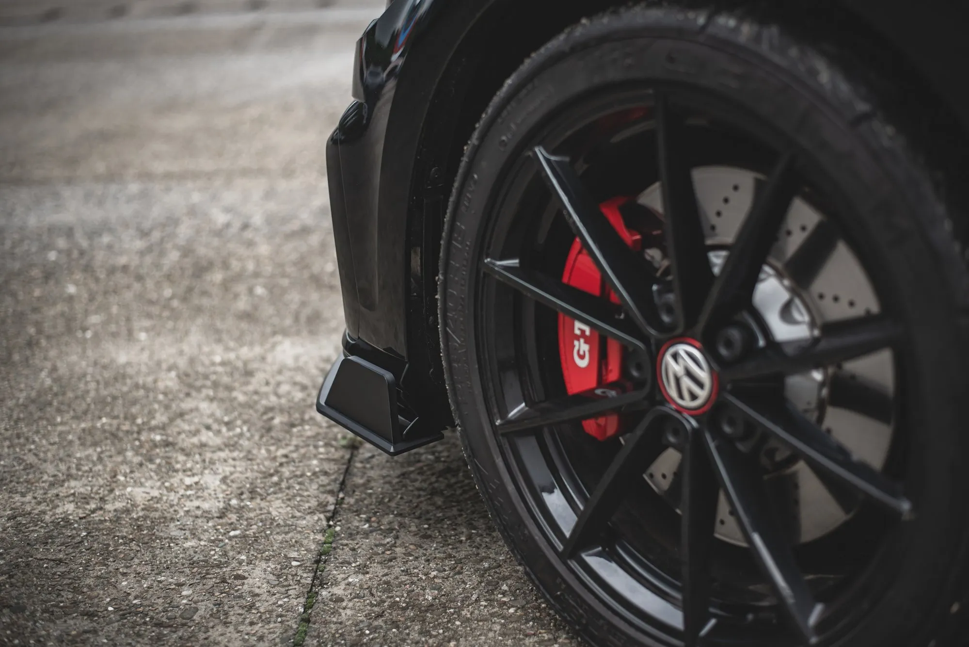 Frontspoiler VW Golf VII GTI Tcr 2019 | Street Pro Black Edition – bilde 7
