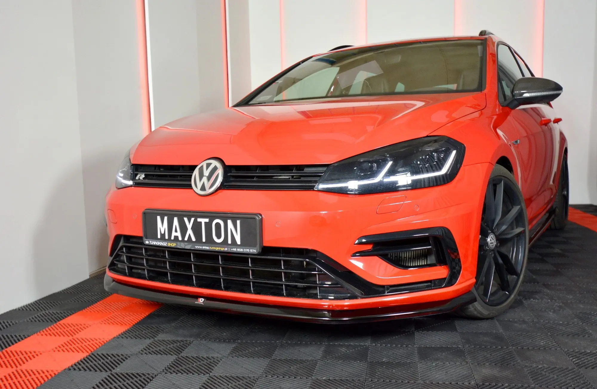 Frontspoiler VW Golf VII R / R-Line Facelift 2017-2020 | V.6 Glossy Black Edition – bilde 4