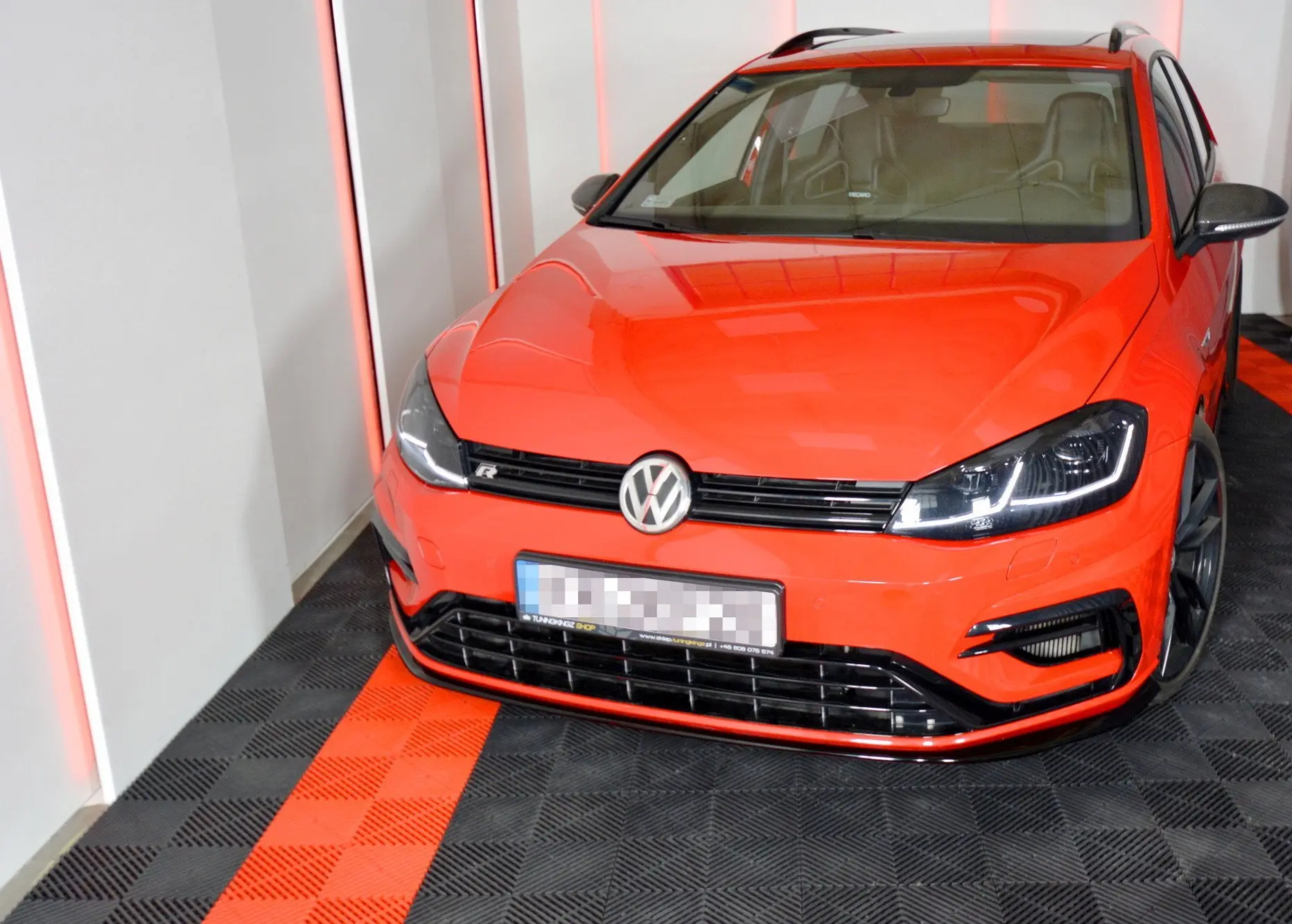 Frontspoiler VW Golf VII R / R-Line Facelift 2017-2020 | V.7 Glossy Black Edition – bilde 4