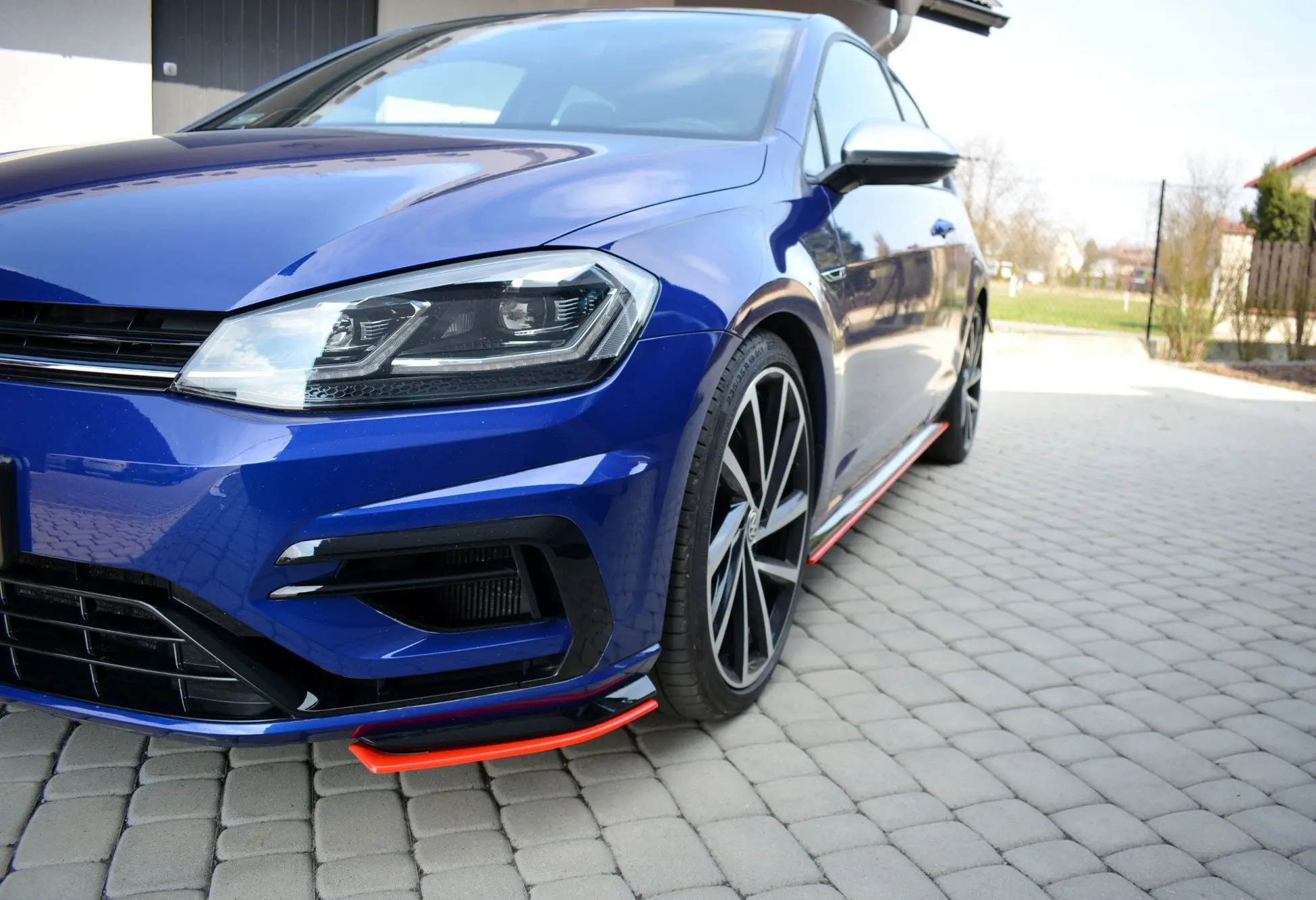 Frontspoiler VW Golf VII R / R-Line Facelift 2017-2020 | V.8 Glossy Black Edition – bilde 2