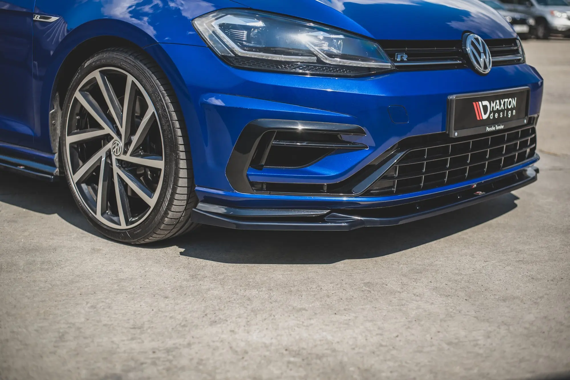 Frontspoiler VW Golf VII R / R-Line Facelift 2017-2020 | V.9 Glossy Black Edition