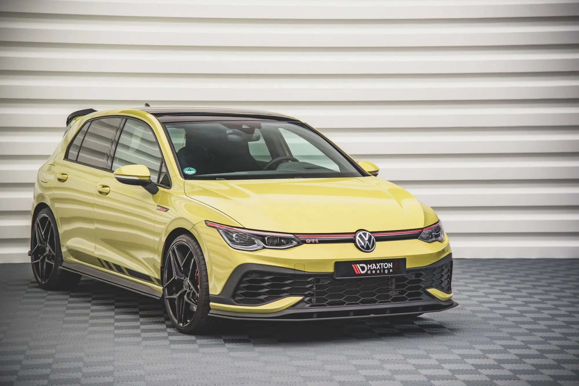 Frontspoiler VW Golf VIII GTI Clubsport 2020-> | Street Pro Black Edition – bilde 4