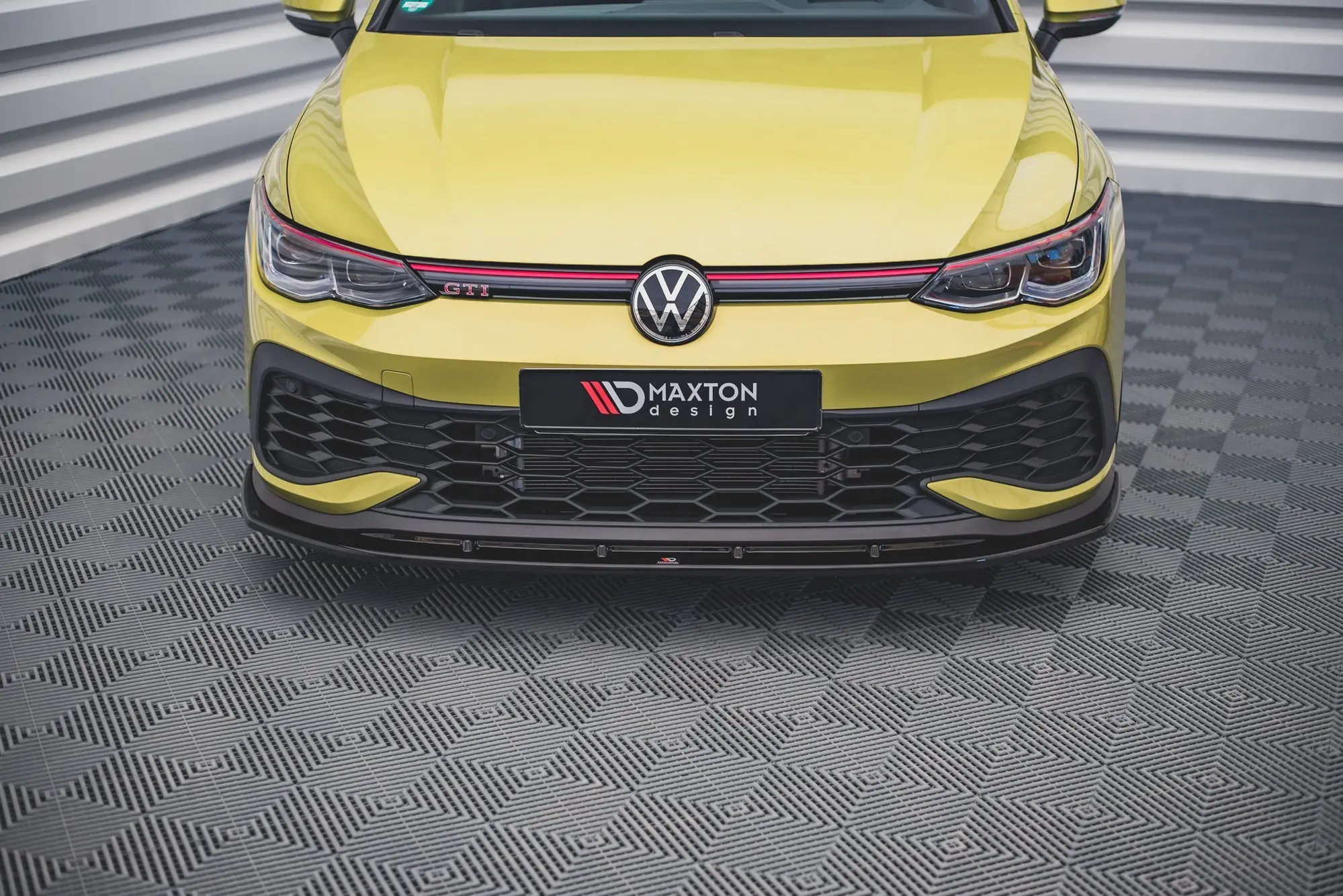 Frontspoiler VW Golf VIII GTI Clubsport 2020-> | V.4 Glossy Black Edition – bilde 2