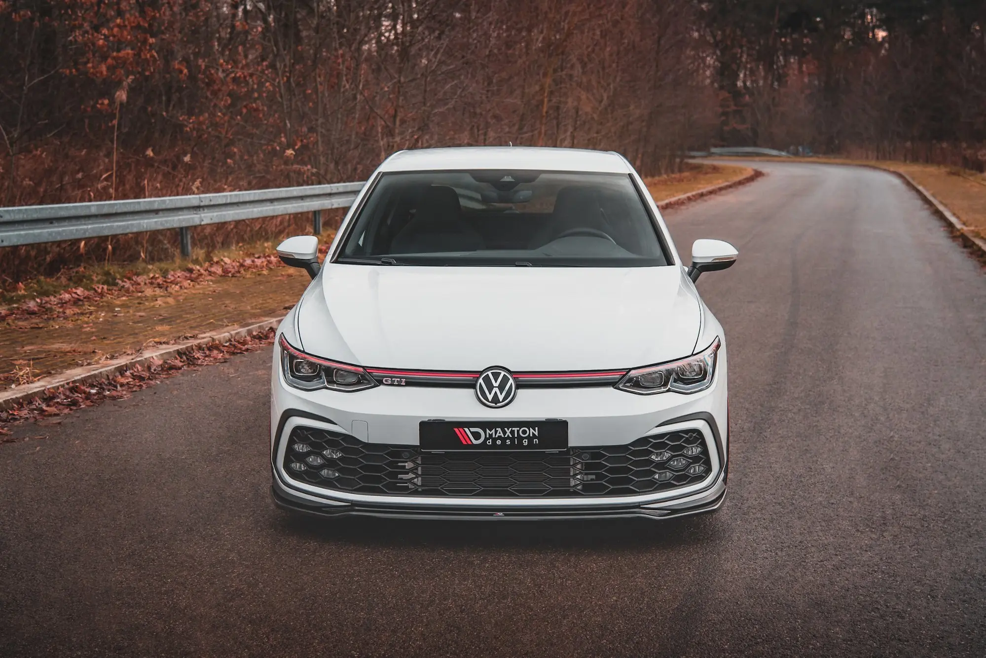 Frontspoiler VW Golf VIII GTI / R-Line 2020-> | V.4 Glossy Black Edition – bilde 5