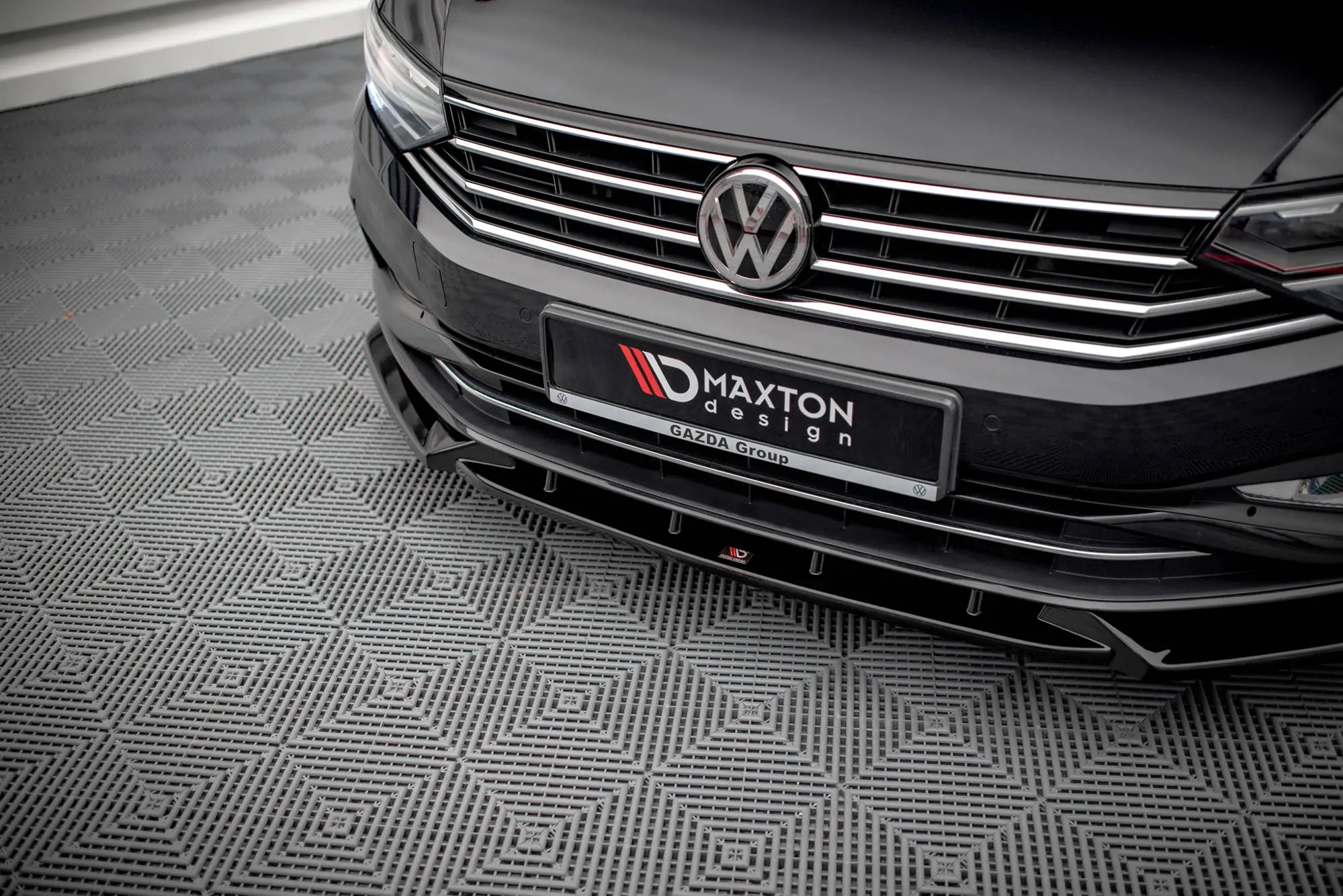 Frontspoiler VW Passat B8 Facelift 2019 - 2023 | V.2 Glossy Black Edition – bilde 2