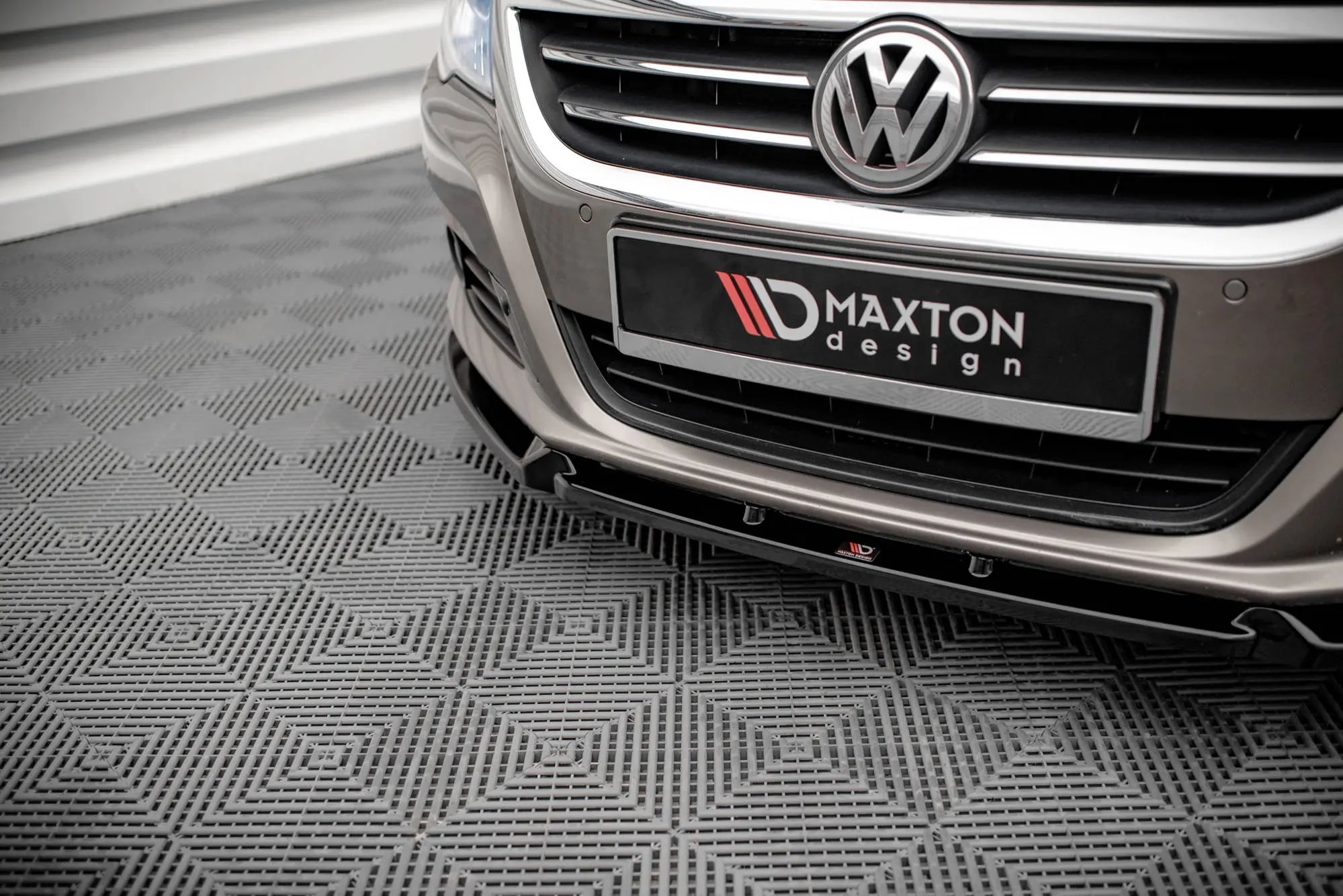 Frontspoiler VW Passat CC R-Line 2008-2012 | V.3 Glossy Black Edition