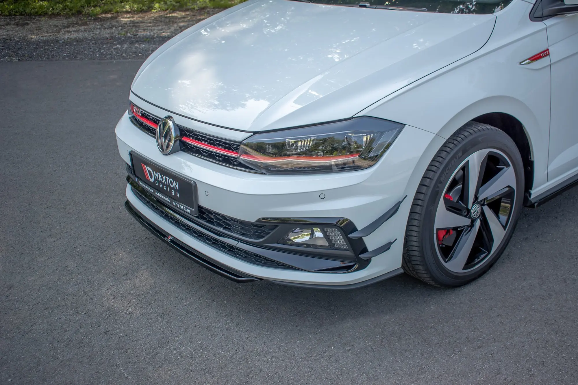 Frontspoiler VW Polo VI GTI 2017-> | V.4 Glossy Black Edition – bilde 4