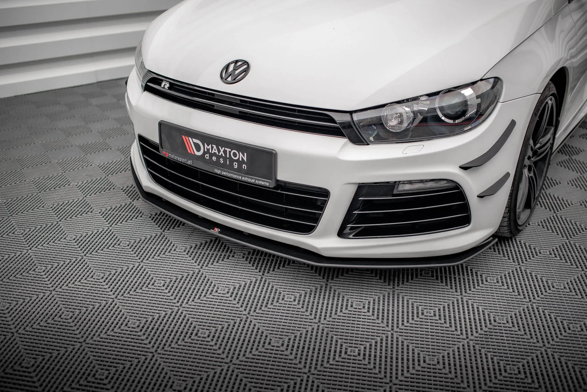 Frontspoiler VW Scirocco R mk3 2008 - 2014 | Street Pro Black Edition