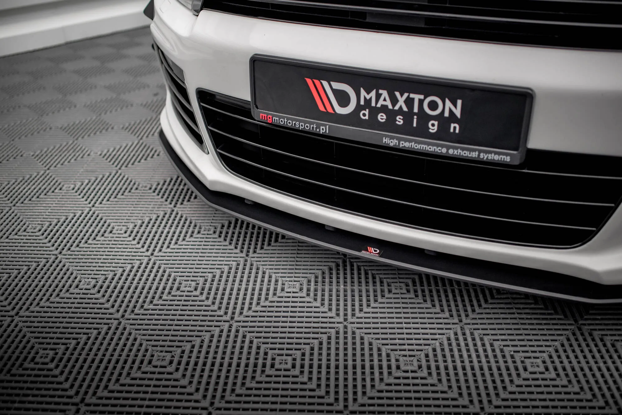 Frontspoiler VW Scirocco R mk3 2008 - 2014 | Street Pro Black Edition – bilde 3