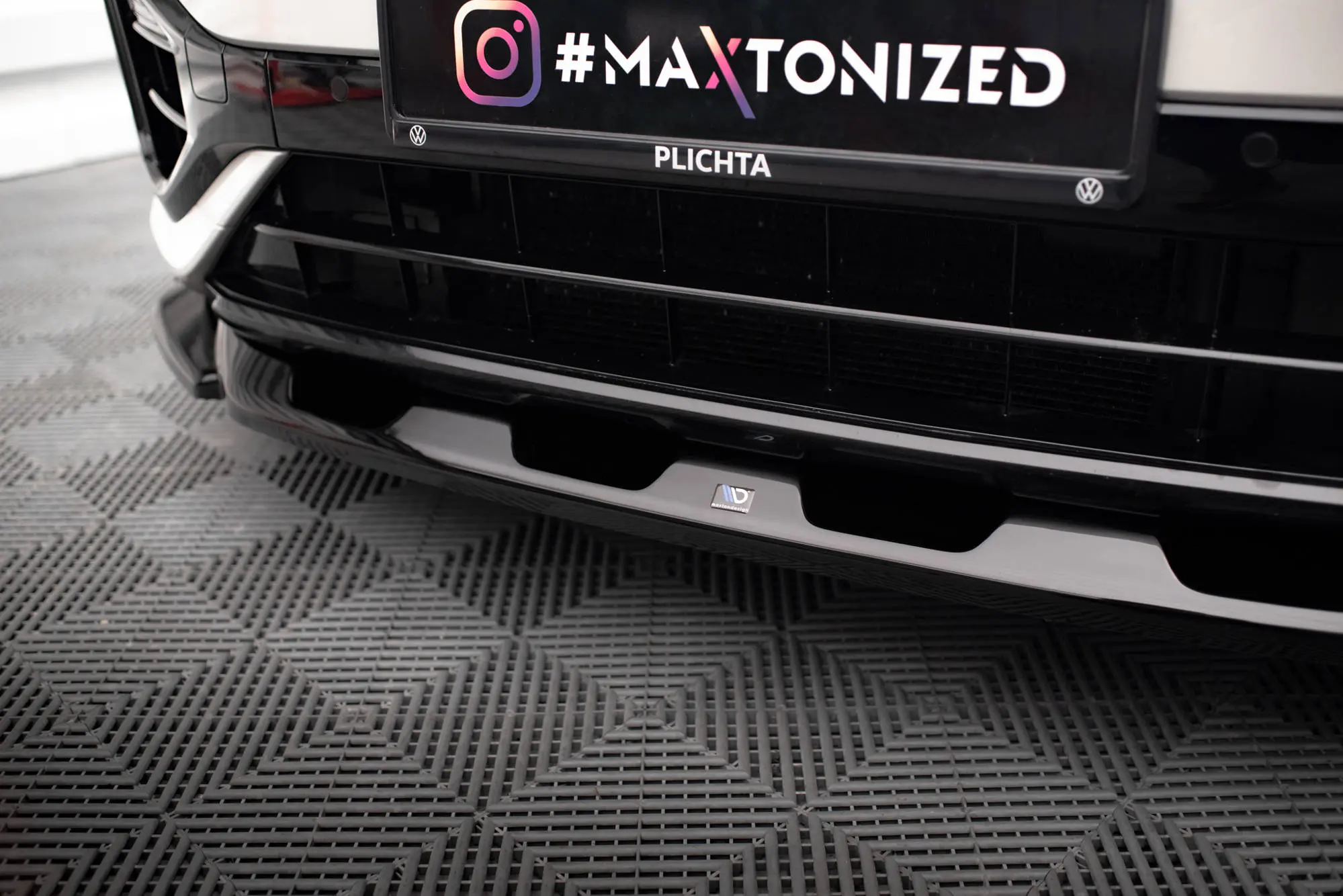Frontspoiler VW T-Roc Facelift 2021 - 2025 | V.2 Glossy Black Edition