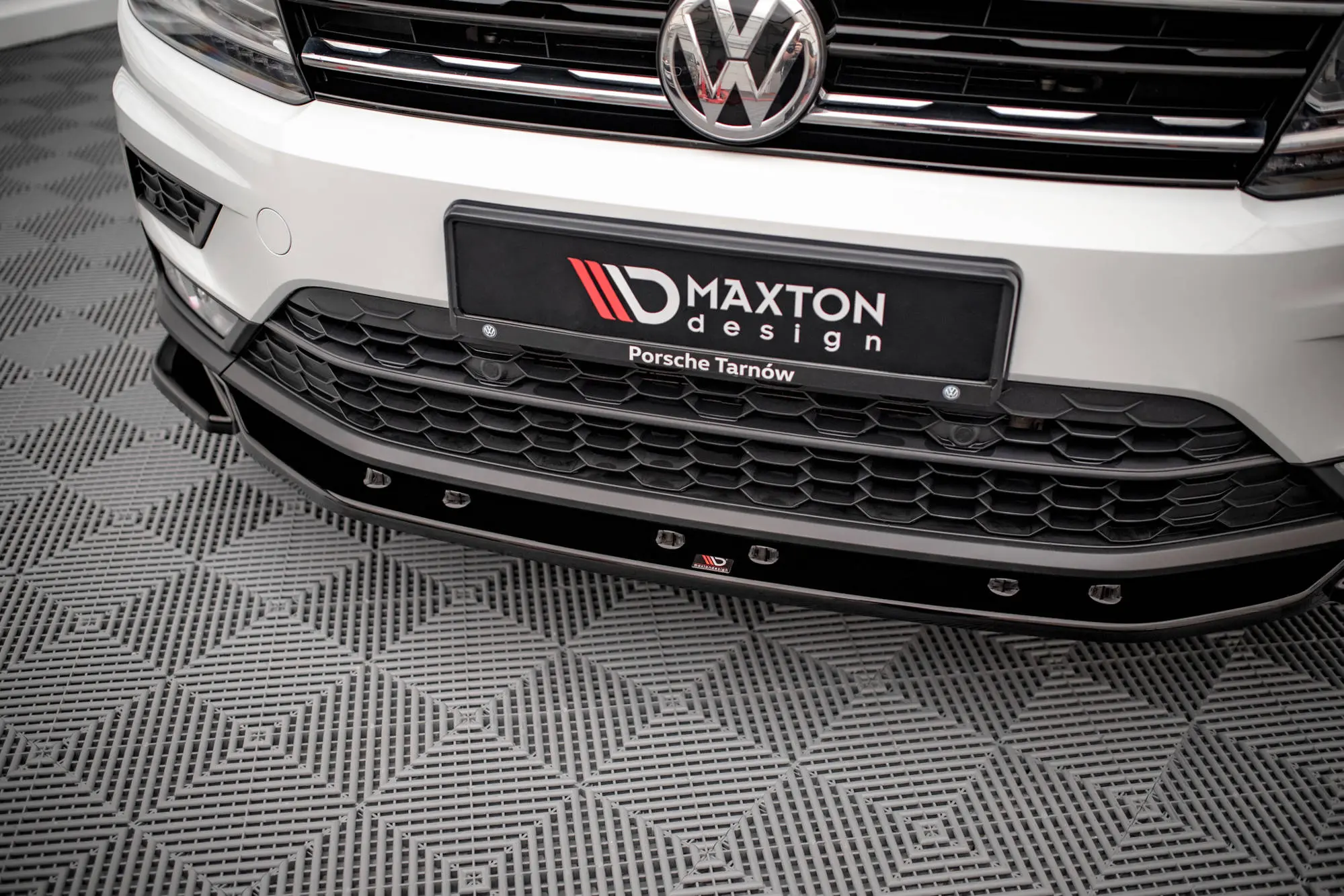 Frontspoiler VW Tiguan II 2016 - 2020 | Glossy Black Edition