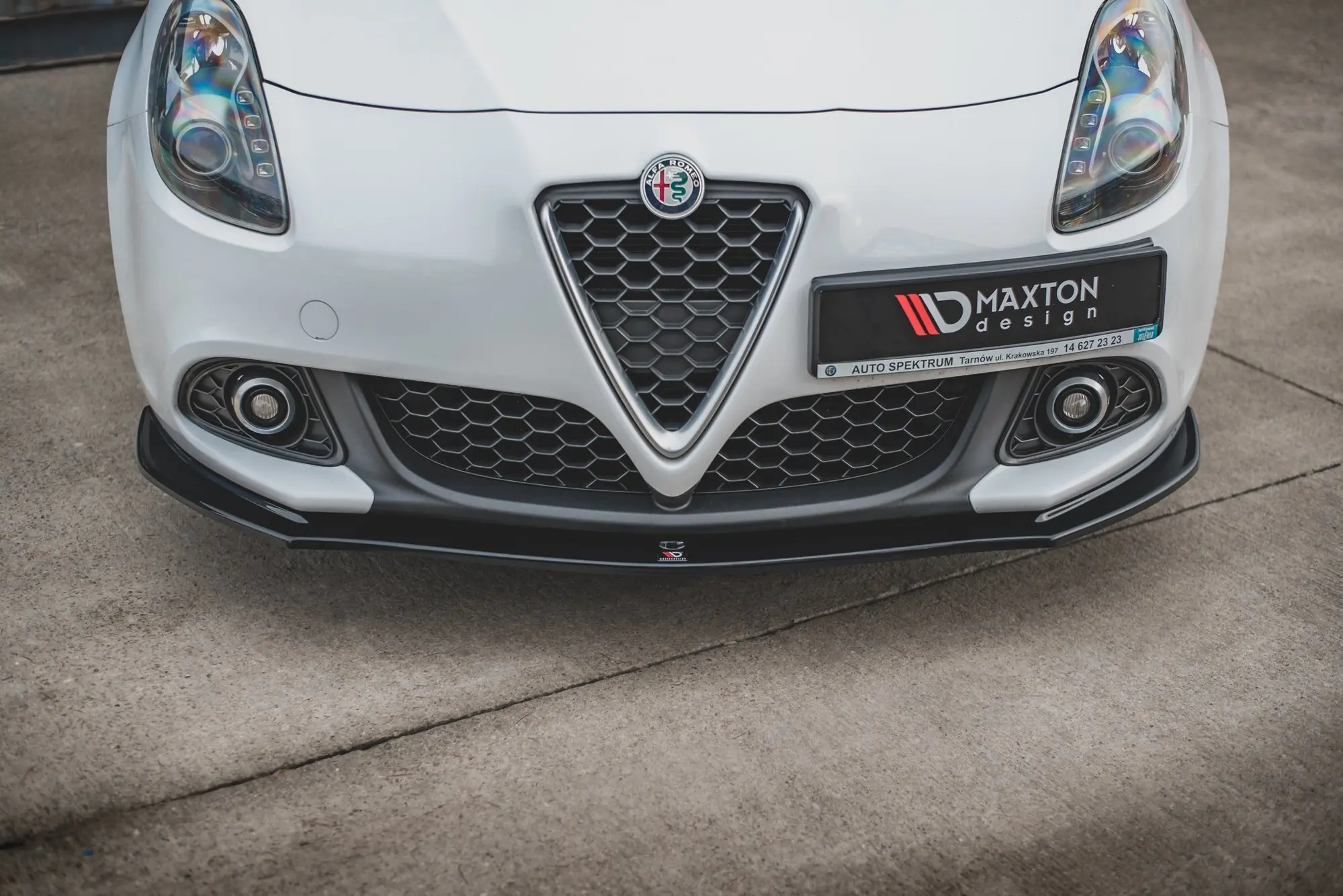Frontspoilerv Alfa Romeo Giulietta 2010 - 2020 | V.2 Glossy Black Edition – bilde 3