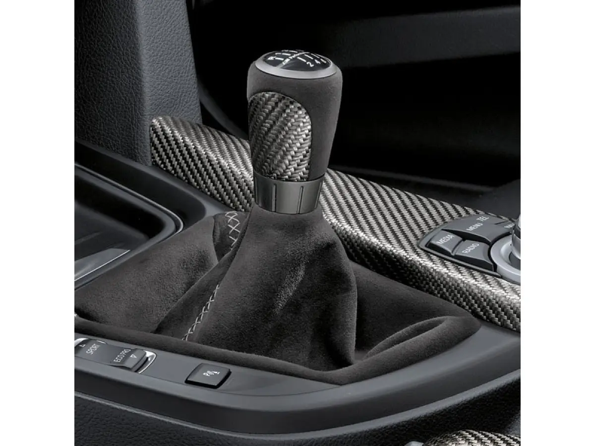 Girspakknott BMW Carbon Fiber Alcantara │ BMW M Performance Short Shift Gear Knob Image 1