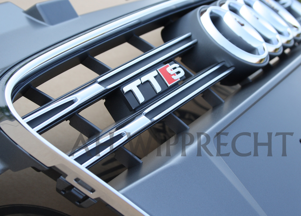 Grill Audi TT (8J) / TTS / TTRS 06.2010 - 06.2014 facelift  │ med Chromeiist