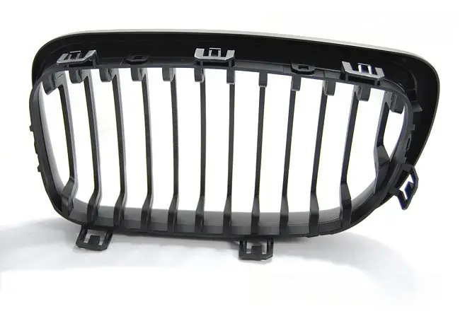 Grill BMW 1 (E87/E81/E82/E88) 2007-2011 | GLOSSY BLACK – bilde 4