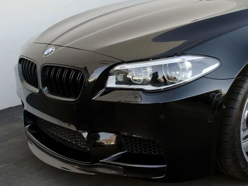 Grill BMW 5 (F10/F11) 2010 - 2017 | GLOSSY BLACK SPORT LOOK Image 3