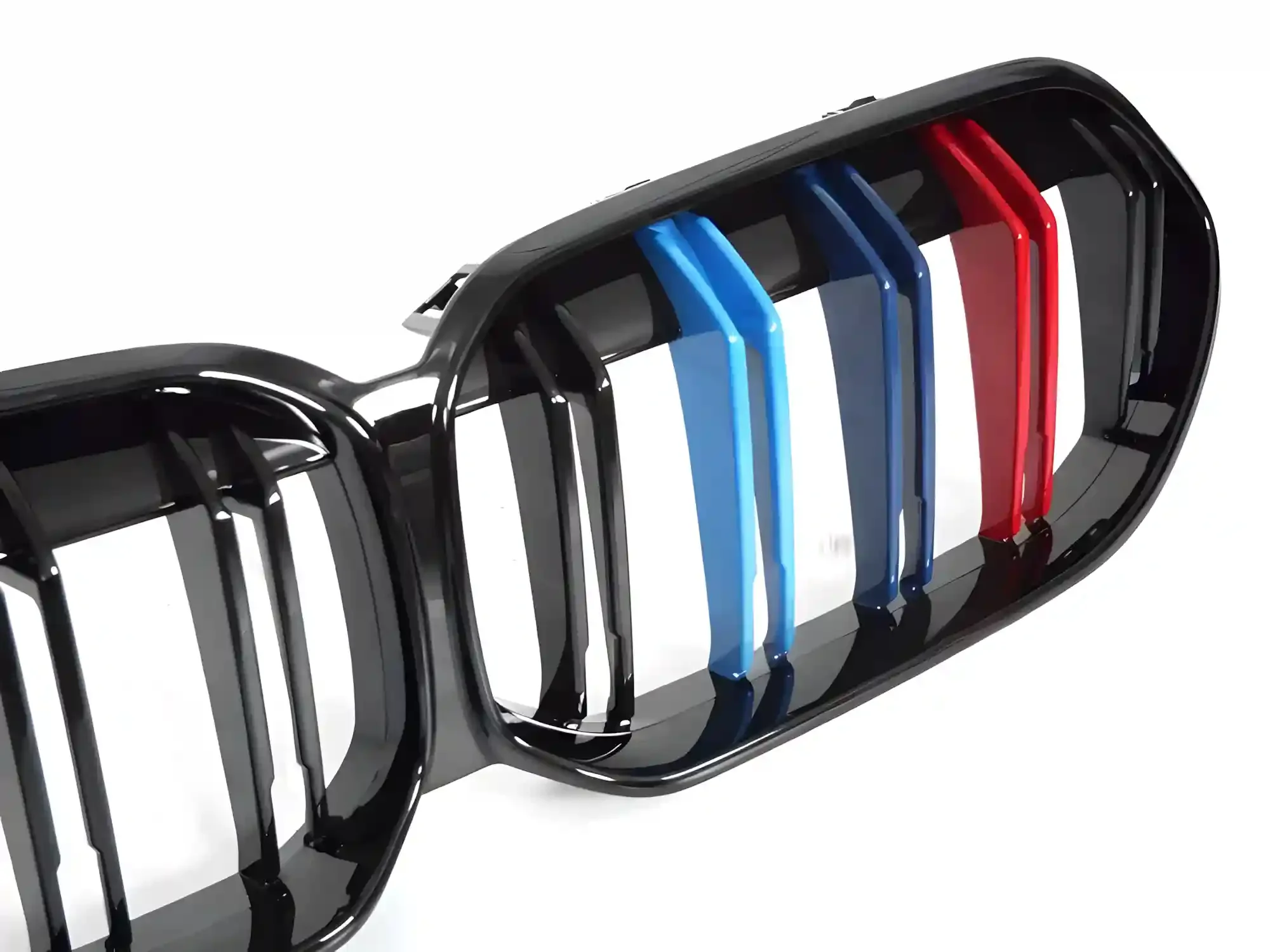 Grill BMW (F44) Gran Coupe 2019 - 2024 │ Sportsgrill M Performance-stil - gloss black tri-colour double bar – bilde 3